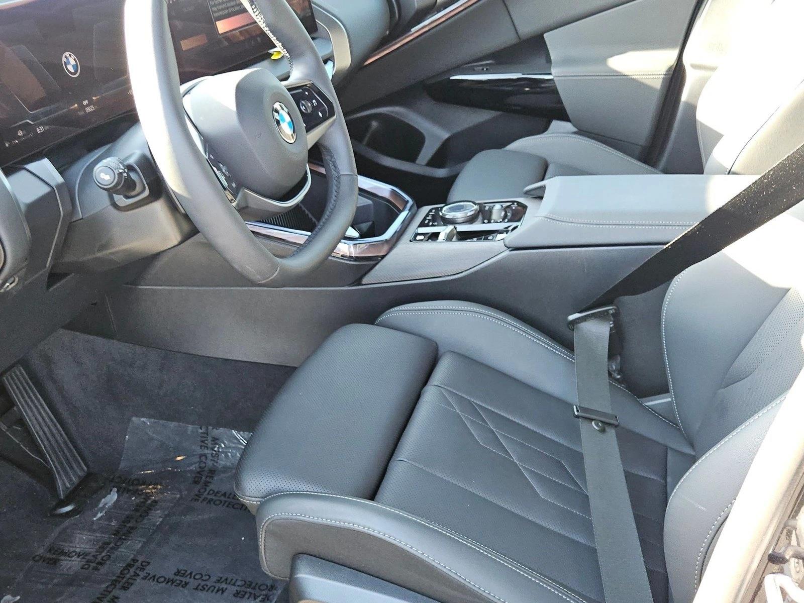 2026 BMW X3 30 - Photo 15