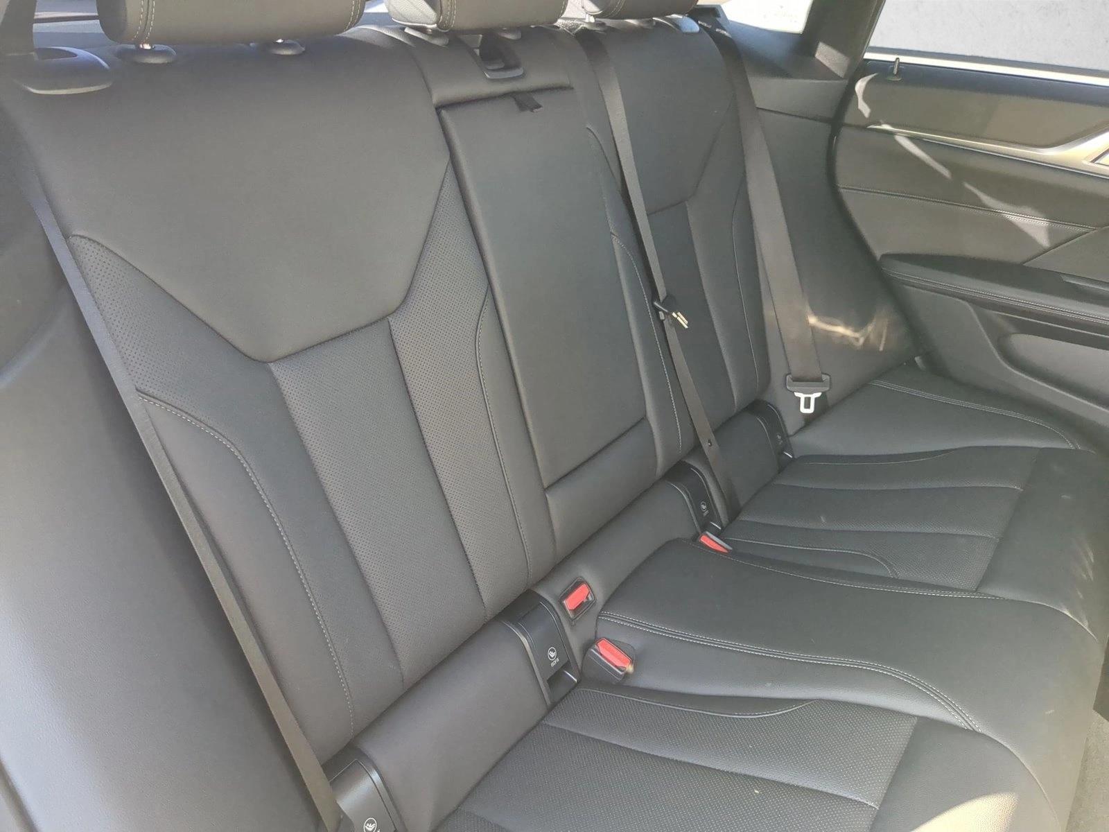 2024 BMW i4 40 - Photo 21