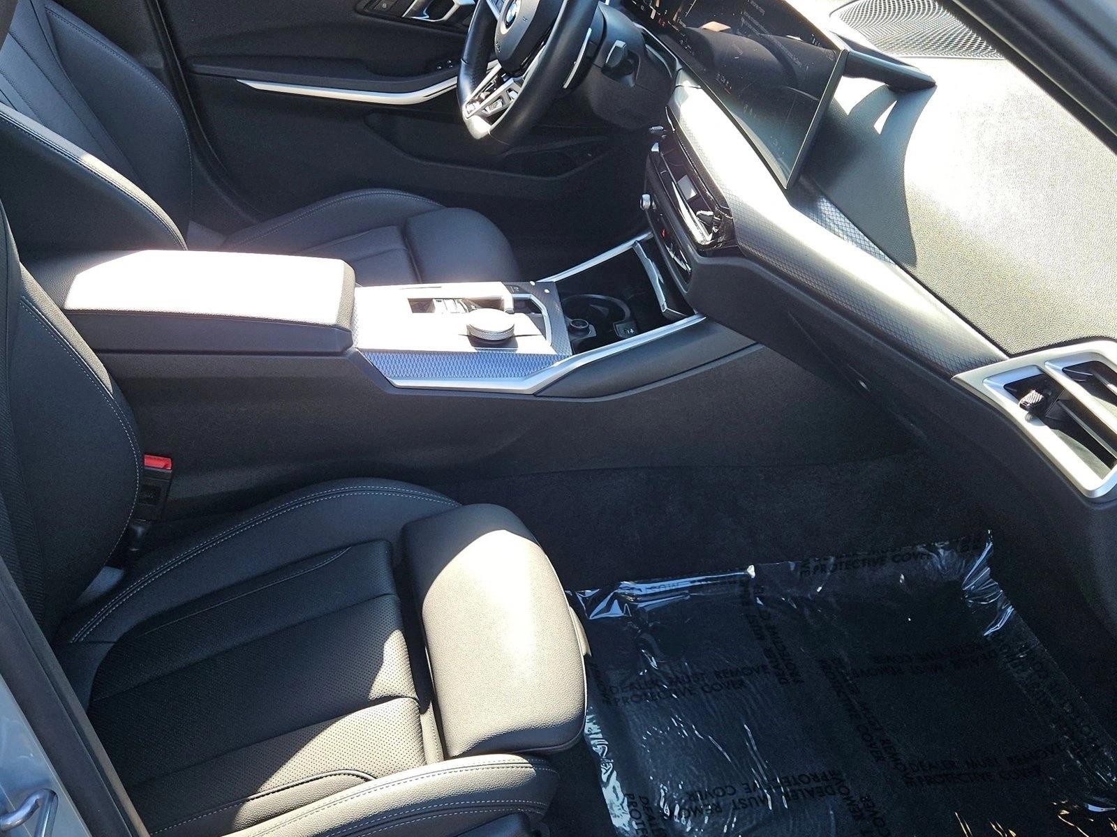 2026 BMW 3 Series 330i - Photo 22