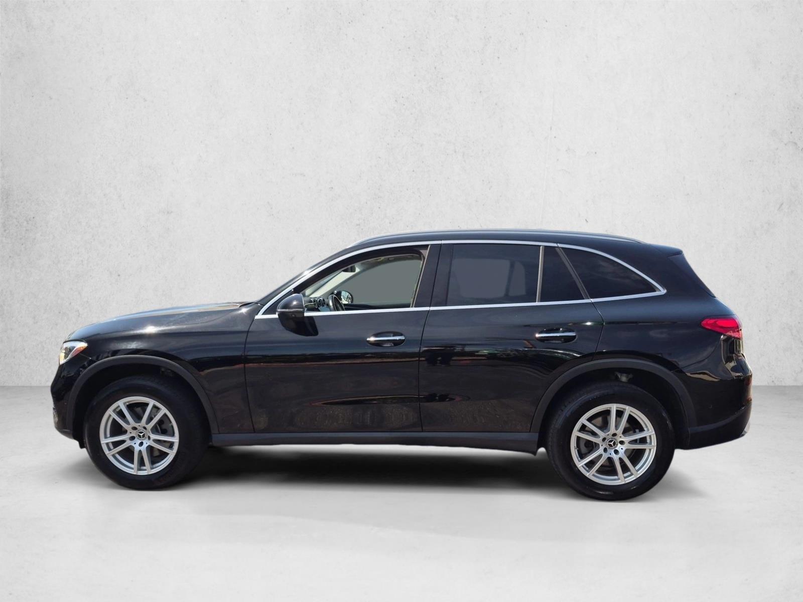 2023 Mercedes-Benz GLC GLC 300 - Photo 9