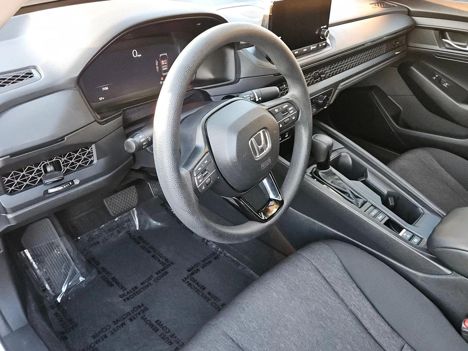 2024 Honda Accord LX - Photo 9
