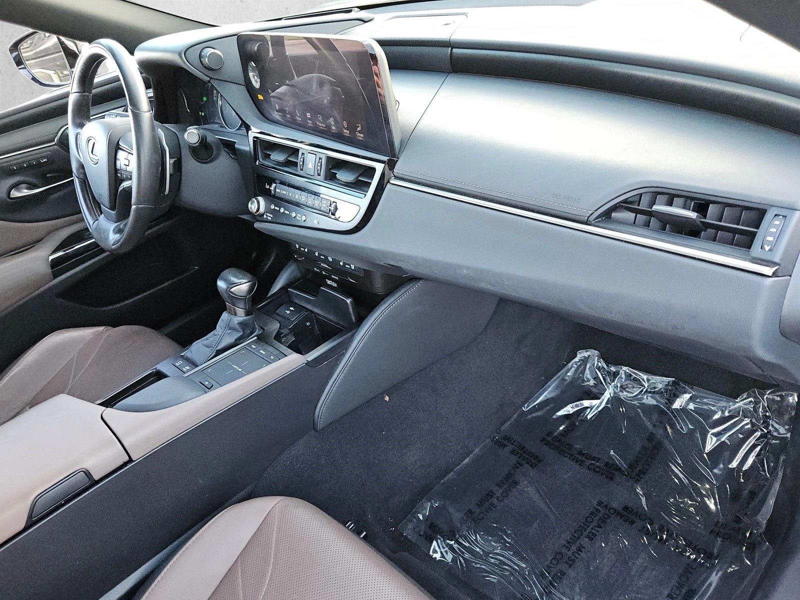 2022 Lexus ES Hybrid 300h Luxury - Photo 19