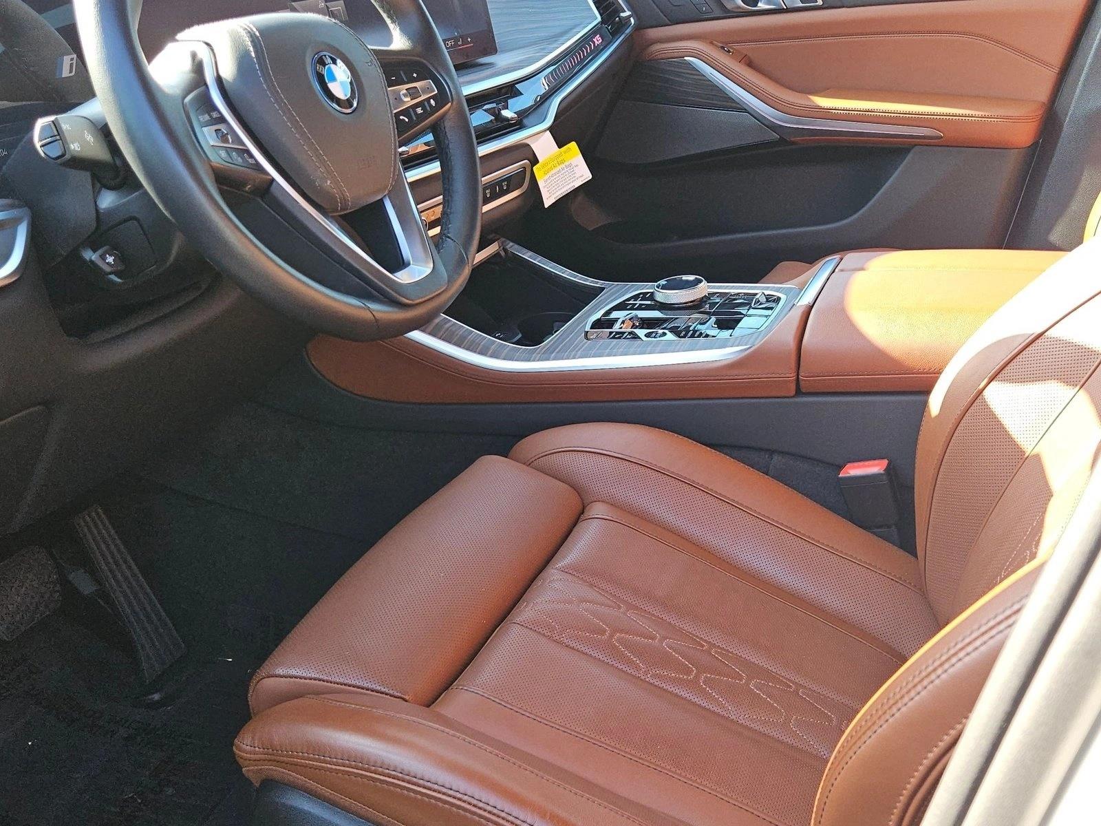 2026 BMW X5 50e - Photo 17