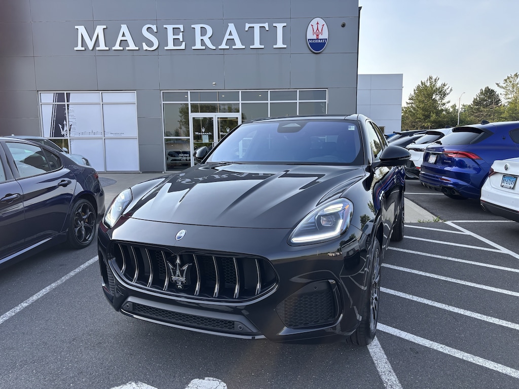 Certified 2025 Maserati Grecale AWD