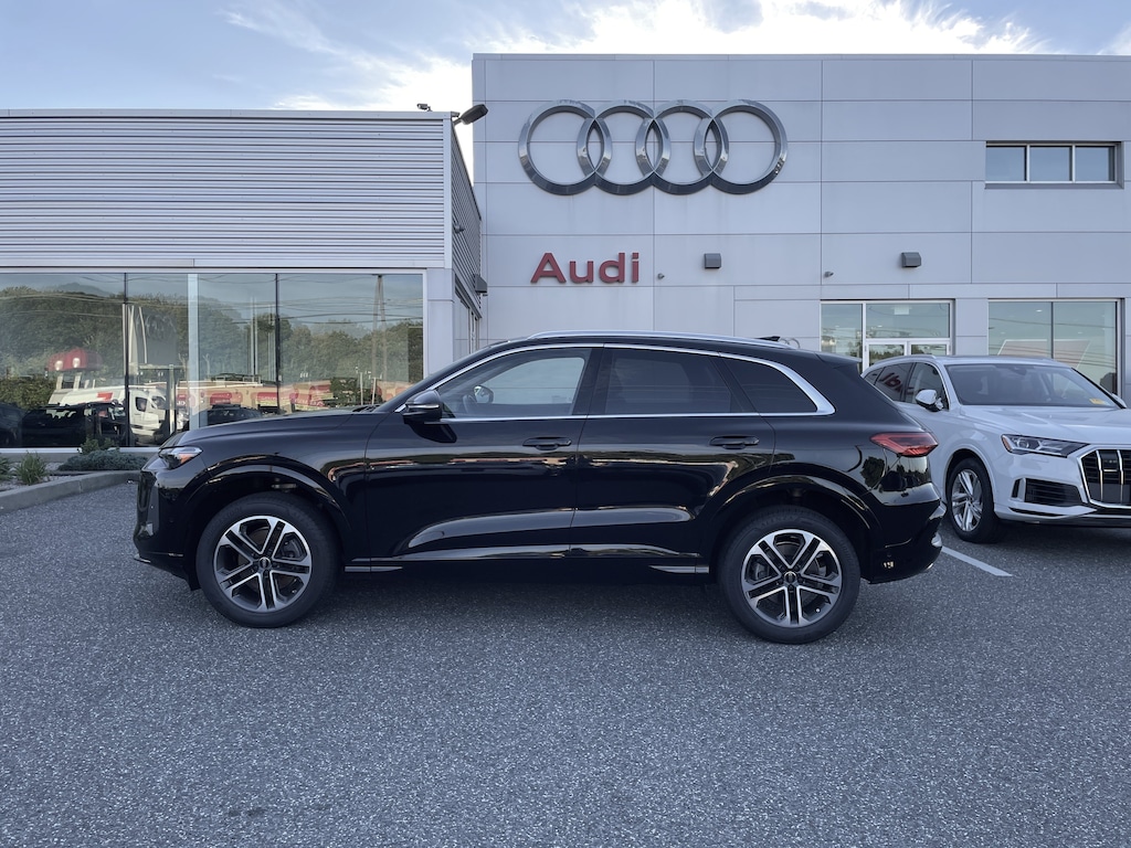 Certified 2025 Audi Q5 Premium 2.0 TFSI quattro