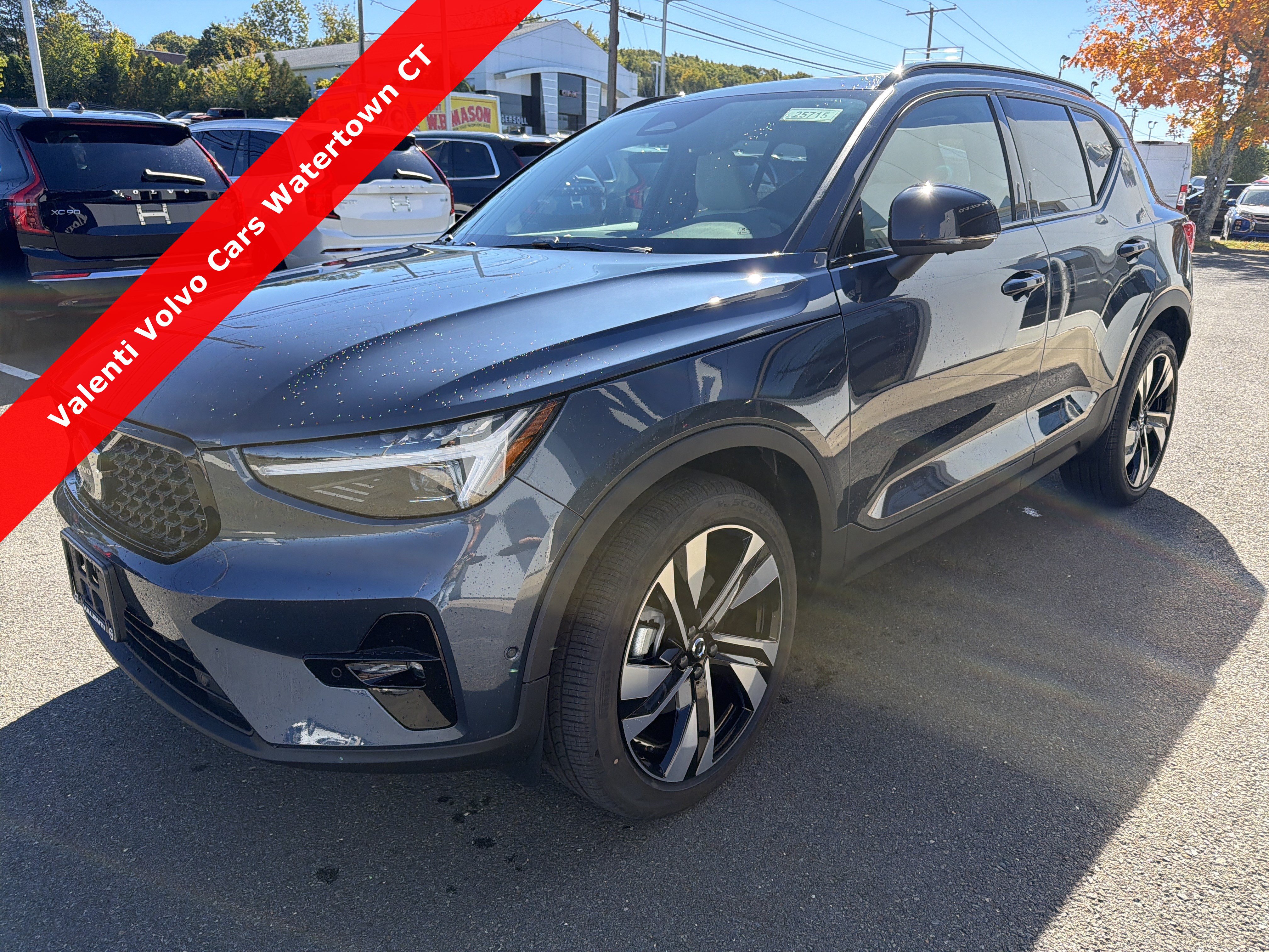 New 2026 Volvo XC40