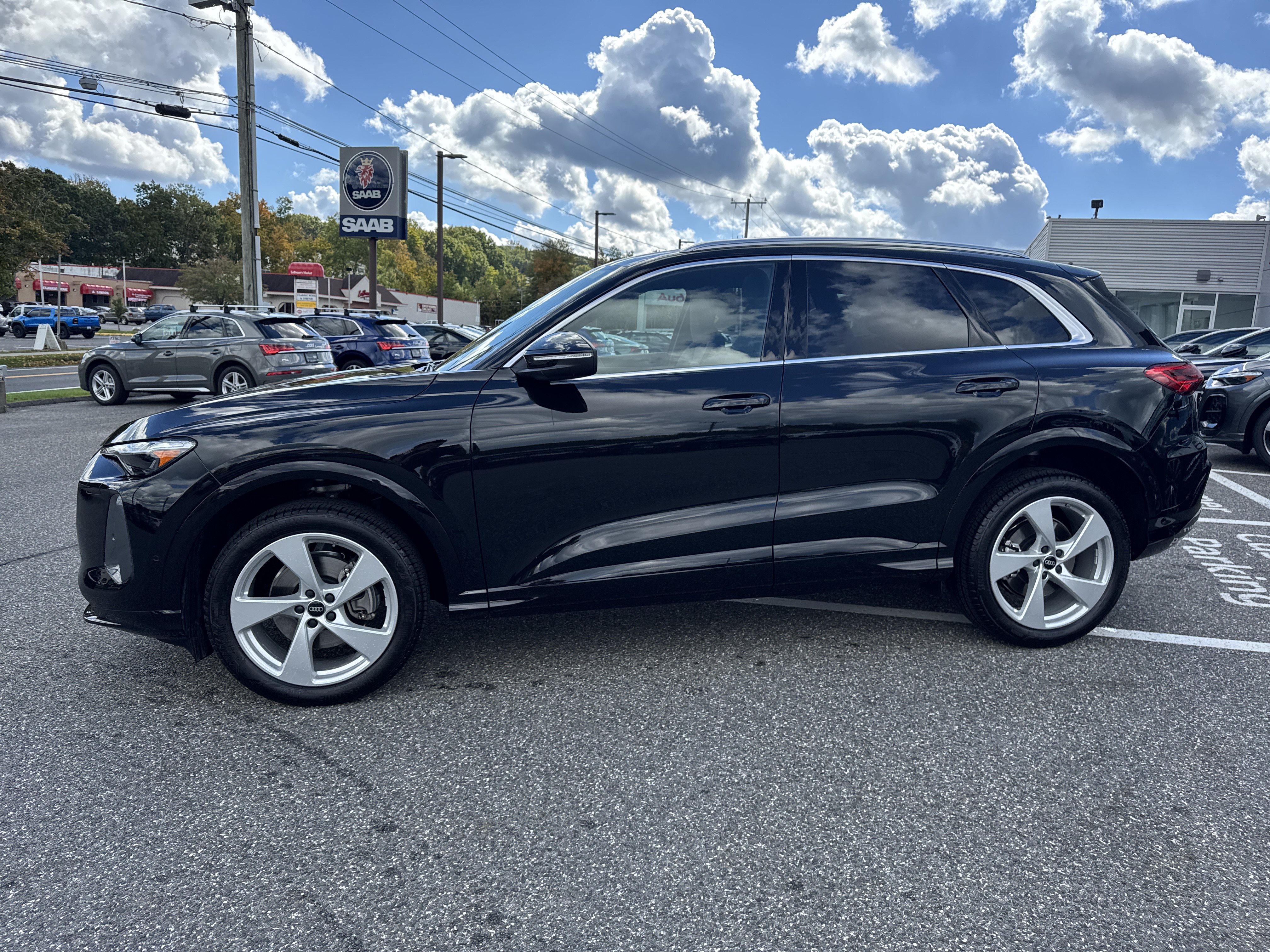 Used 2025 Audi Q5 2.0T Premium Plus SUV