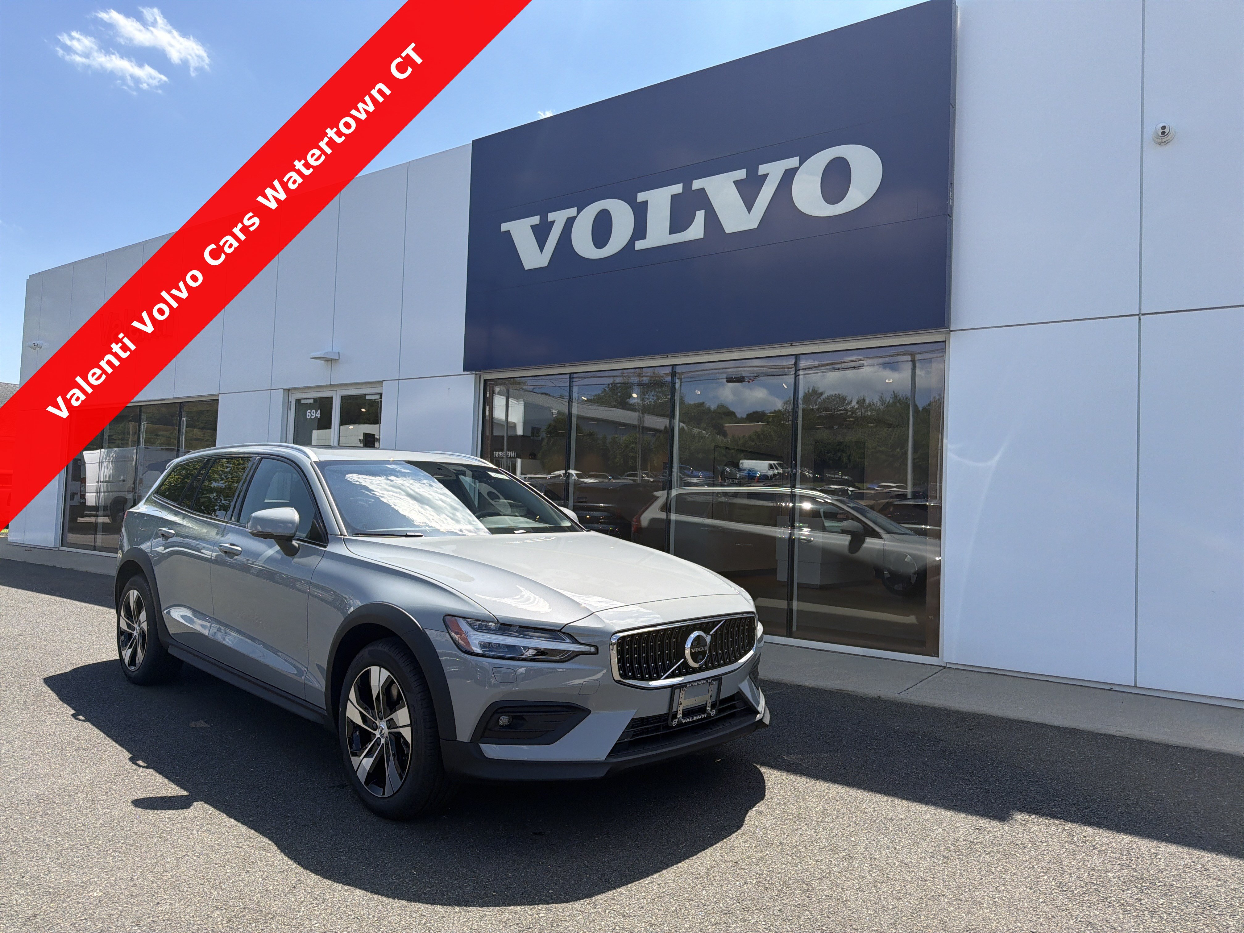 2026 Volvo V60 Cross Country