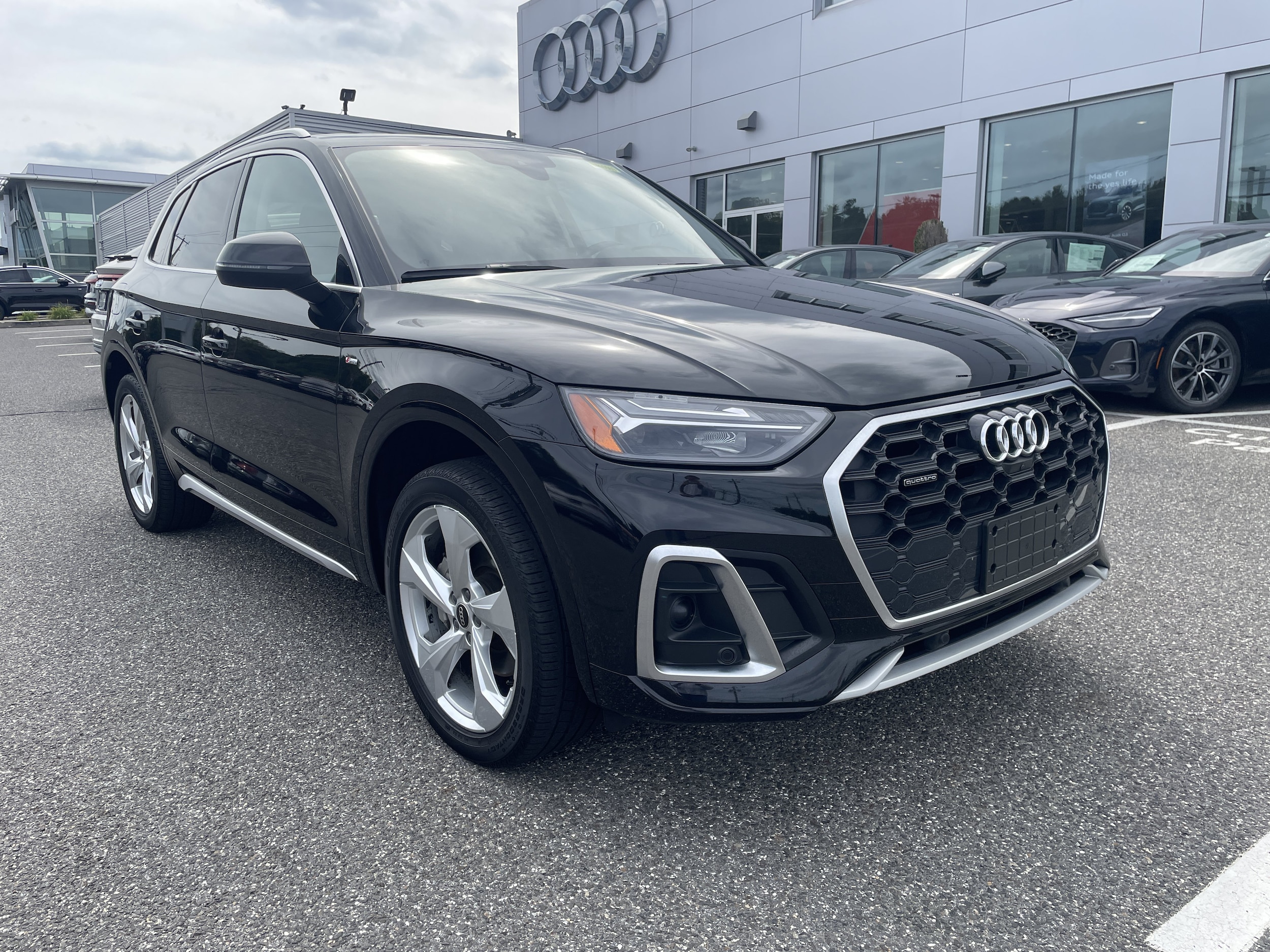 2023 Audi Q5 Premium Plus