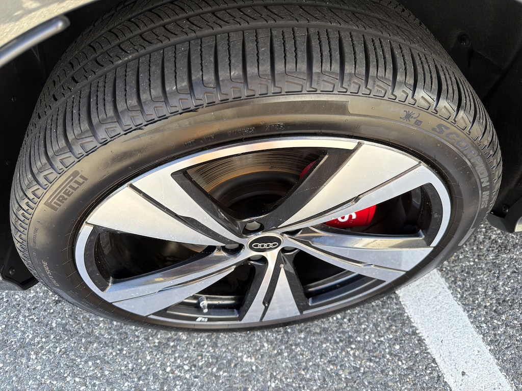 Certified 2025 Audi SQ5 PREMIUM PLUS Premium Plus 3.0 TFSI quattro