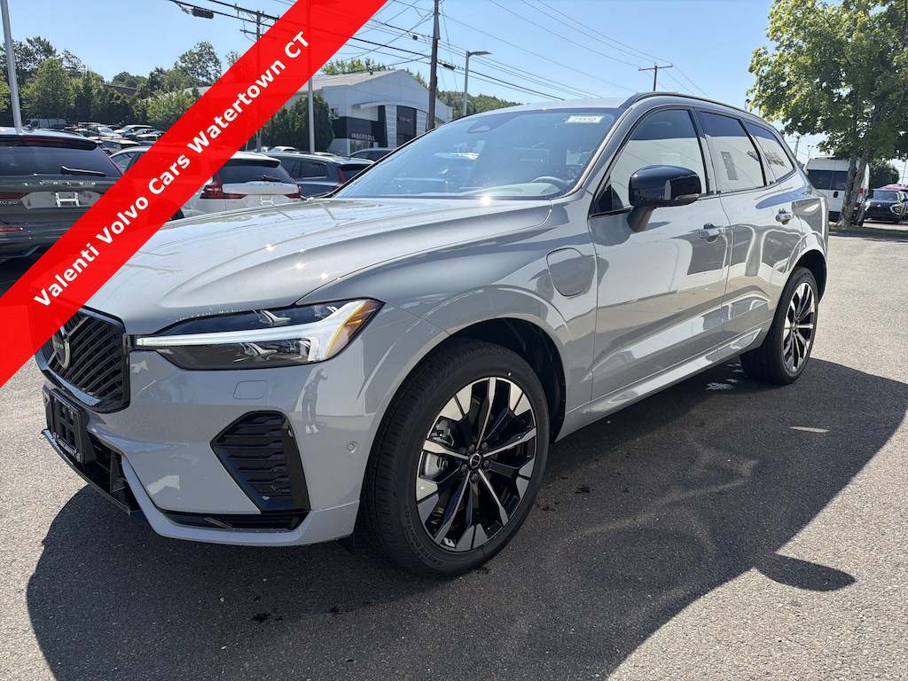 New 2026 Volvo XC60 Plug-In Hybrid
