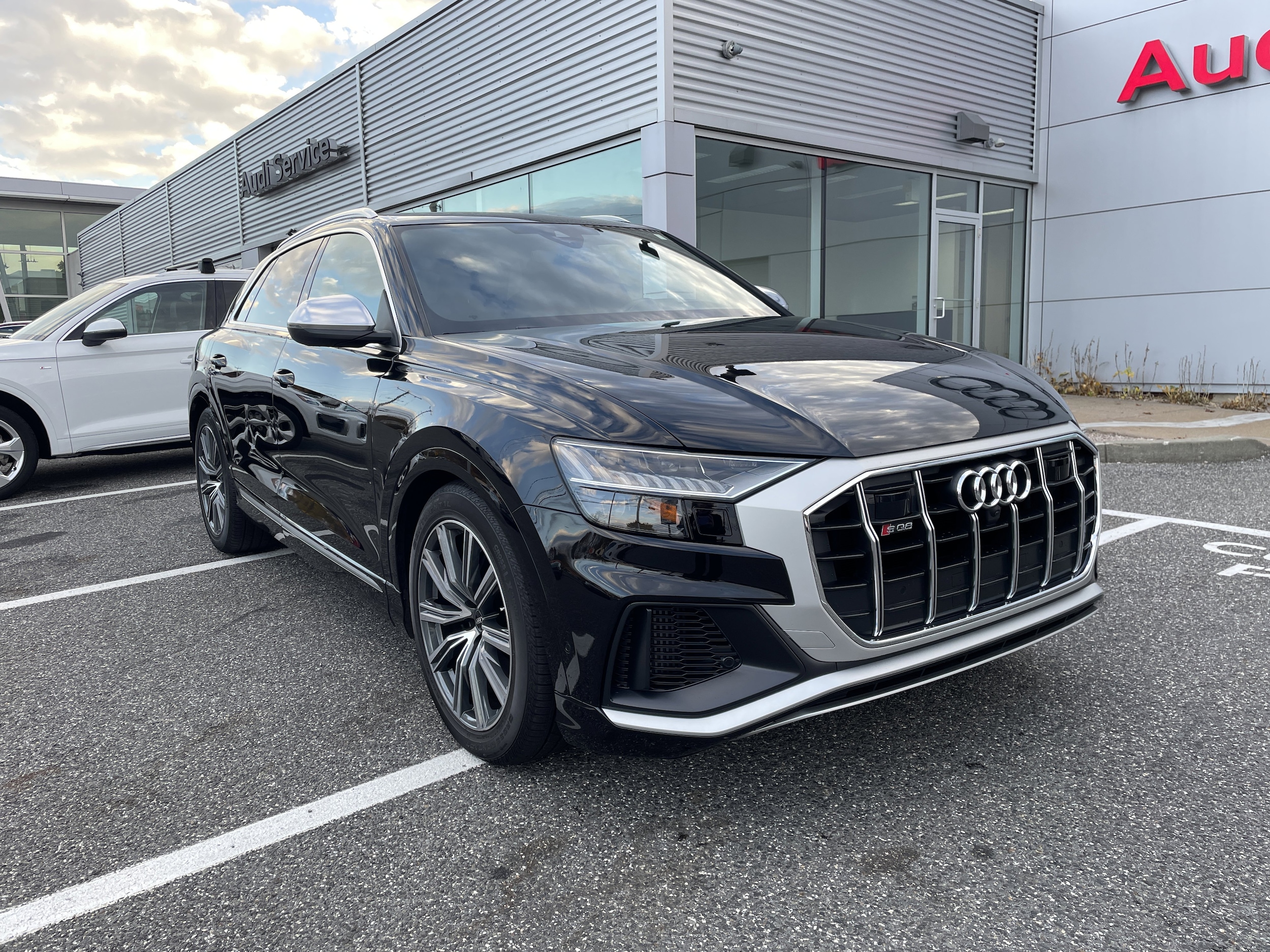 2023 Audi SQ8