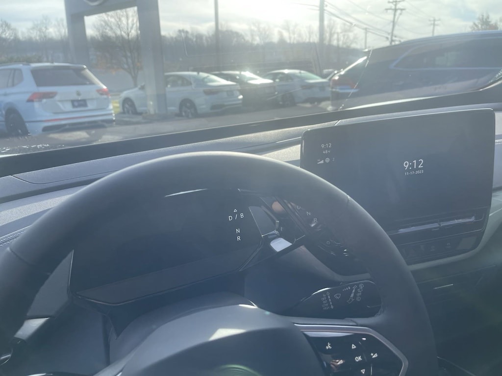 New 2023 Volkswagen ID.4 Pro S SUV