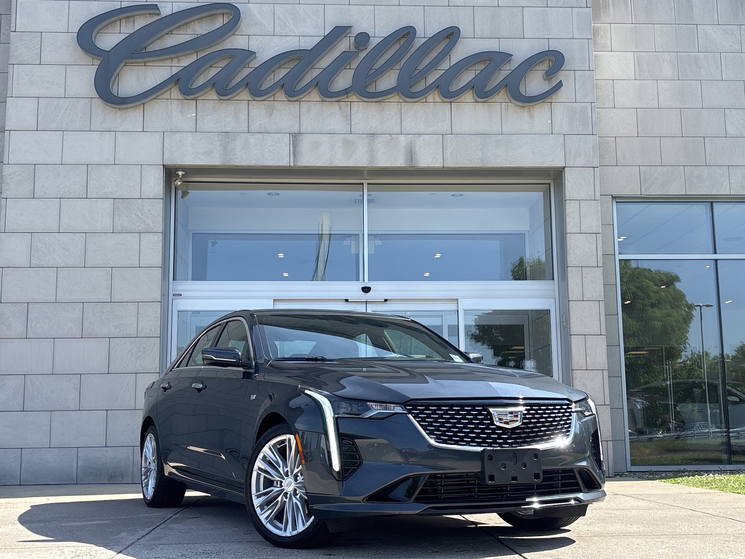 2025 Cadillac CT4