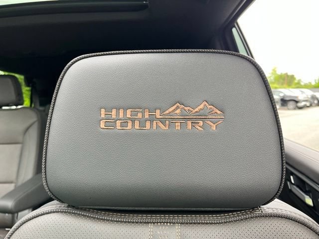 2025 Chevrolet Tahoe High Country - Photo 18