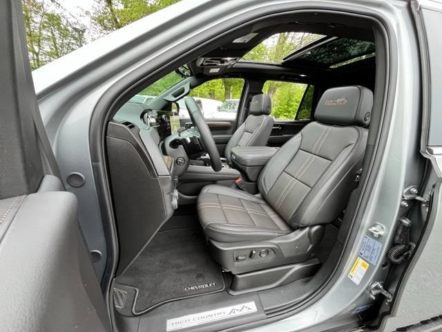 2025 Chevrolet Tahoe High Country - Photo 17