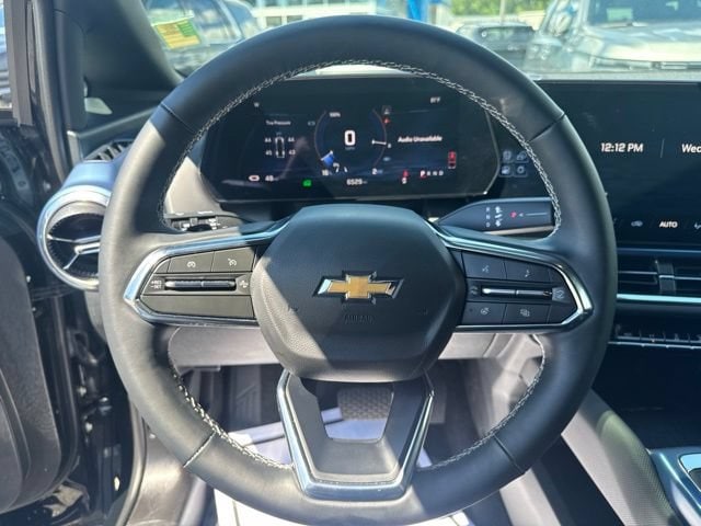 2025 Chevrolet Equinox EV LT - Photo 15