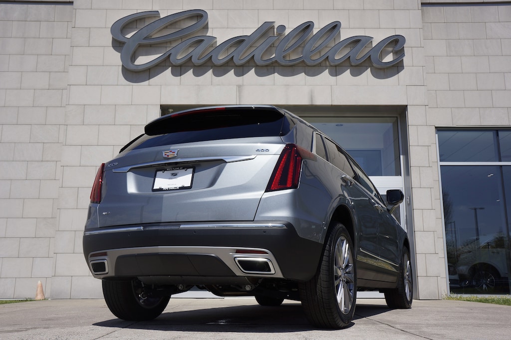 New 2025 CADILLAC XT5 Premium Luxury SUV