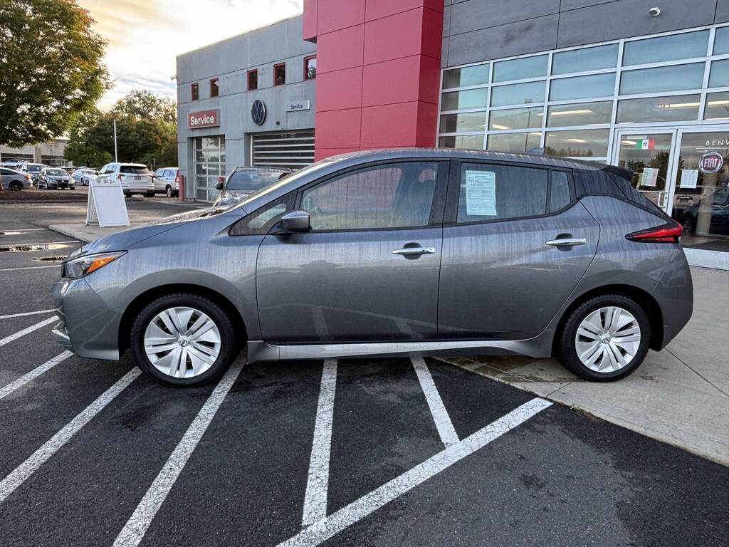 Used 2022 Nissan LEAF S Hatchback