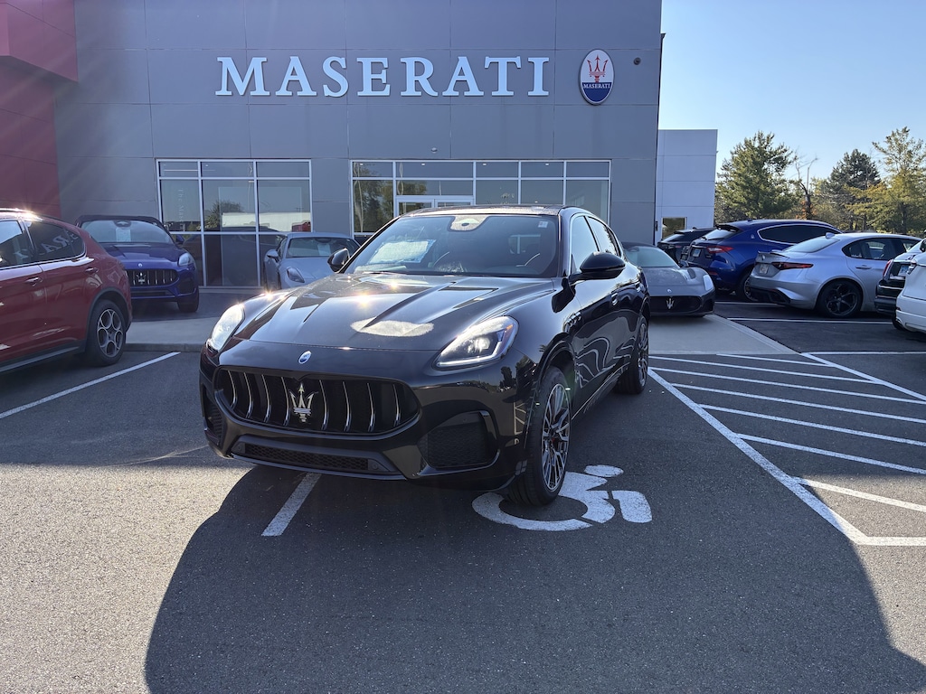 New 2025 Maserati Grecale AWD