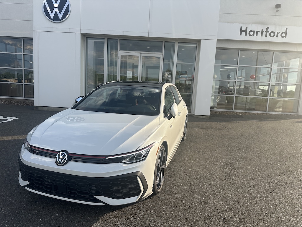 New 2026 Volkswagen Golf GTI SE 2.0T SE DSG