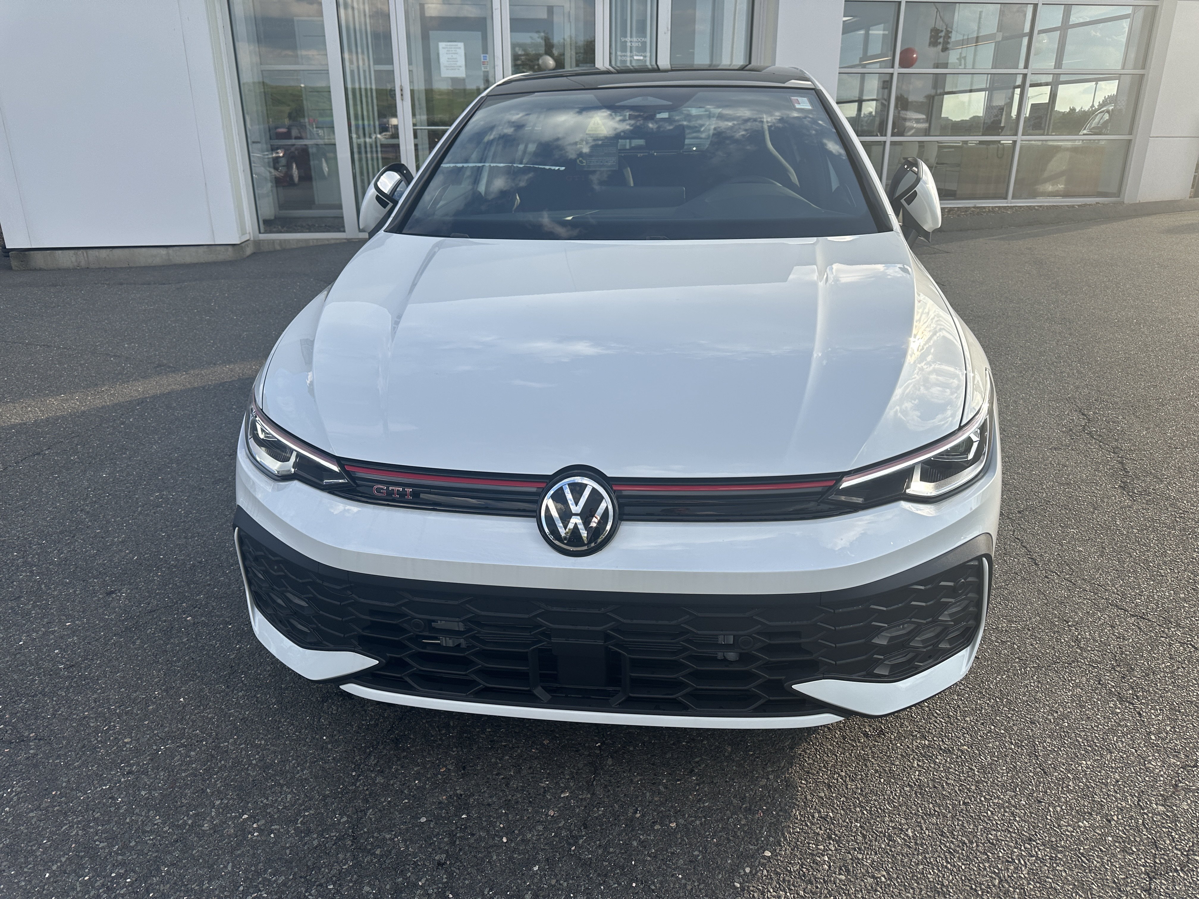 New 2026 Volkswagen Golf GTI SE 2.0T SE DSG