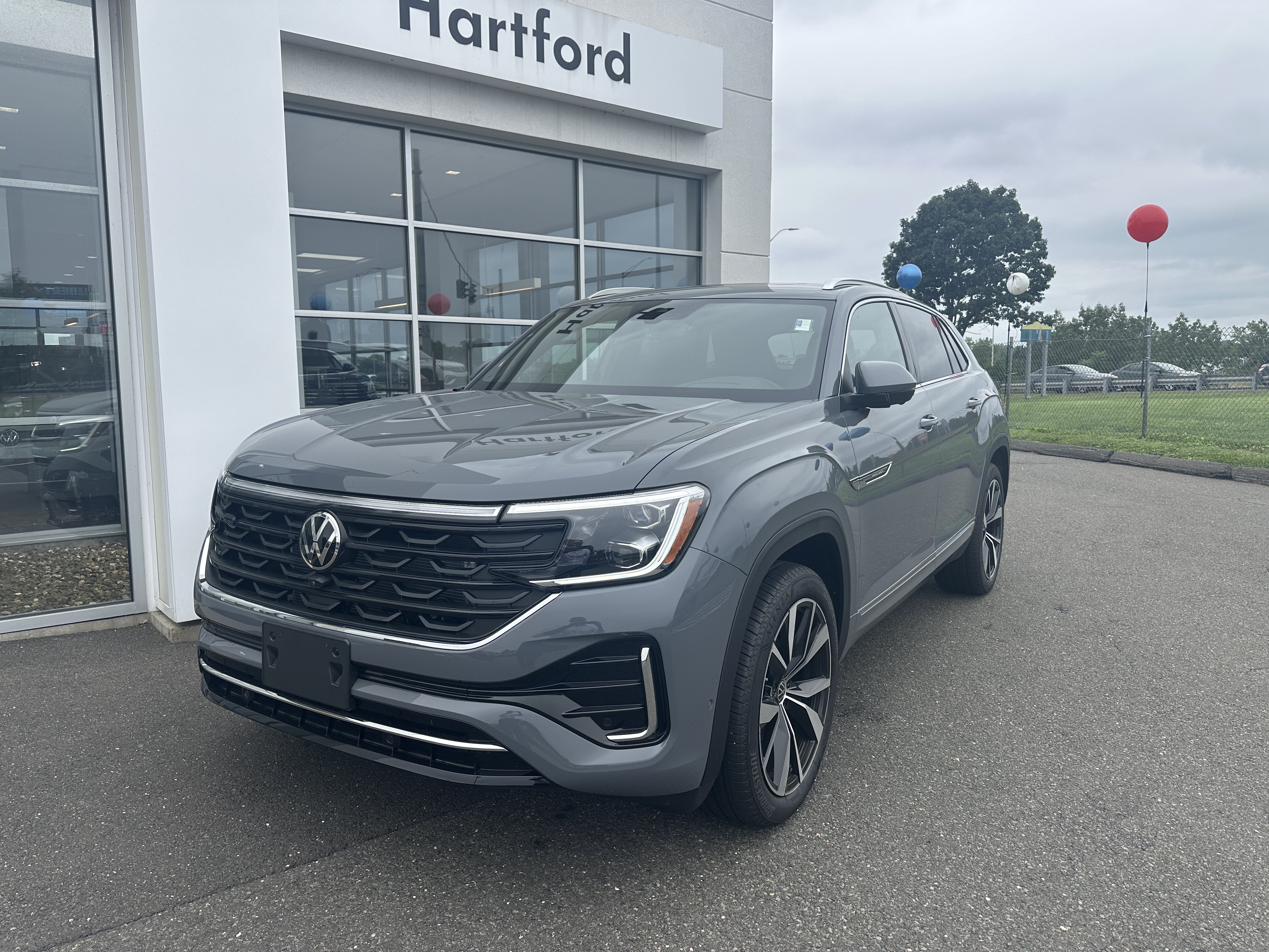 New 2026 Volkswagen Atlas Cross Sport 2.0T SEL Premium R-Line 2.0T SEL Premium R-Line 4MOTION