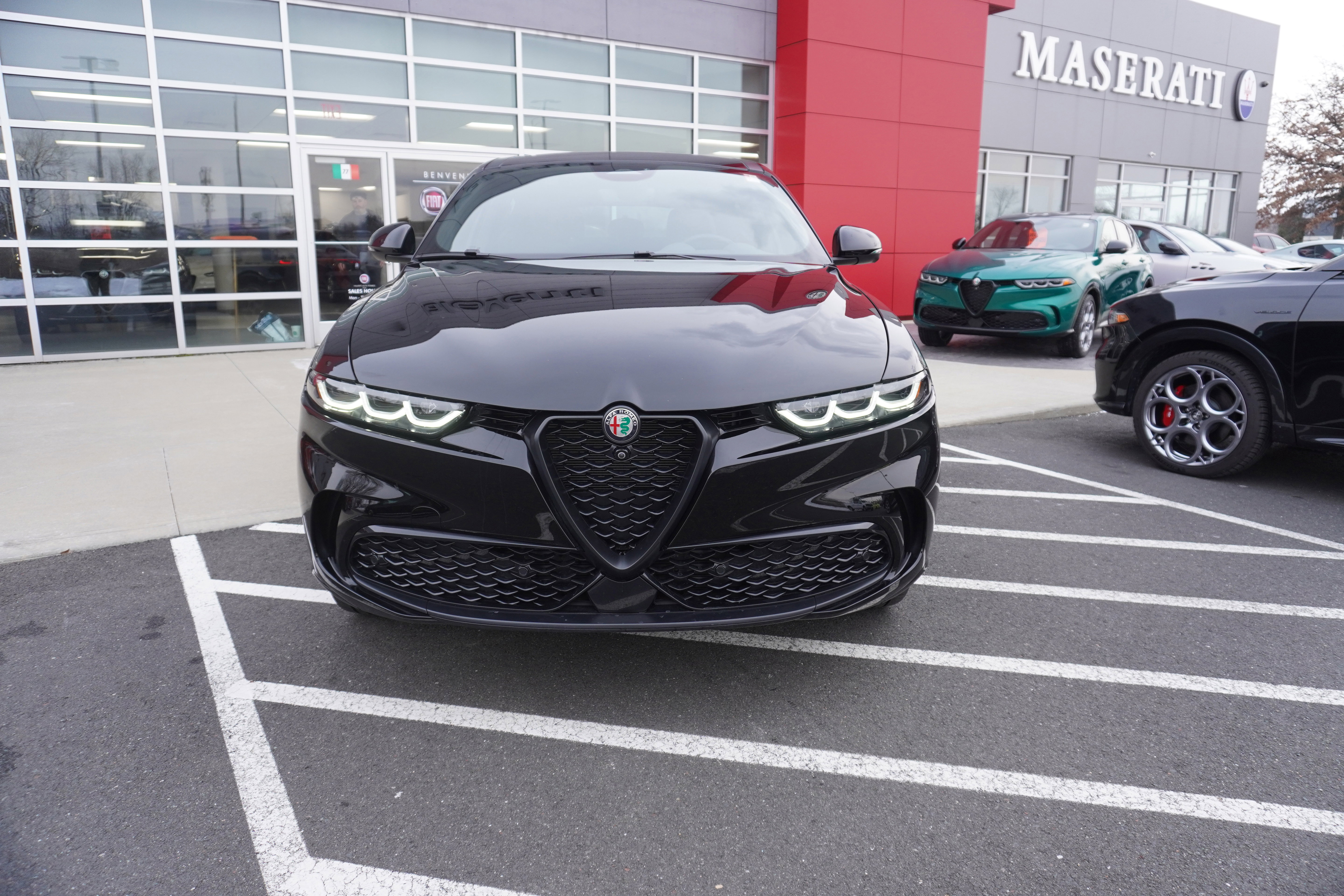 New 2025 Alfa Romeo Tonale Hybrid Base SUV
