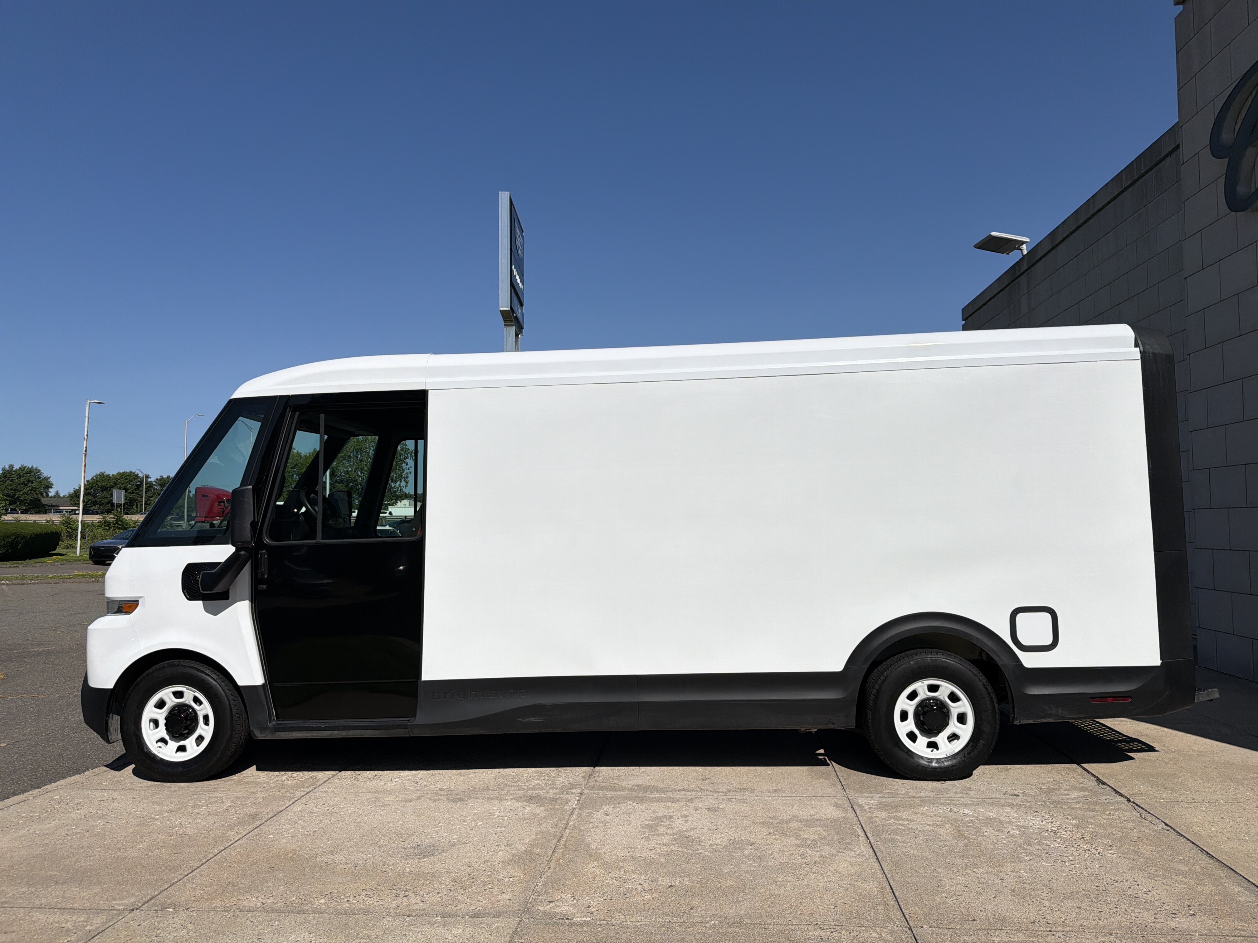 Used 2024 BrightDrop Zevo 600 Van Cargo
