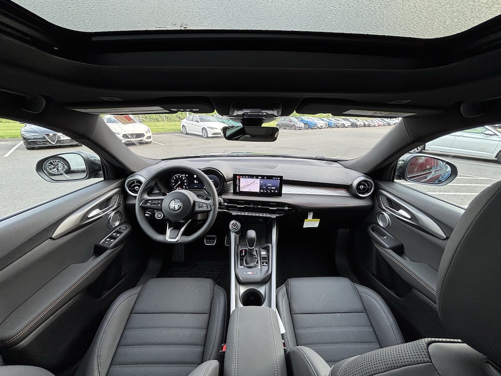 New 2026 Alfa Romeo Tonale Base SUV