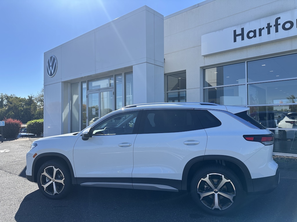 New 2026 Volkswagen Tiguan SE SUV