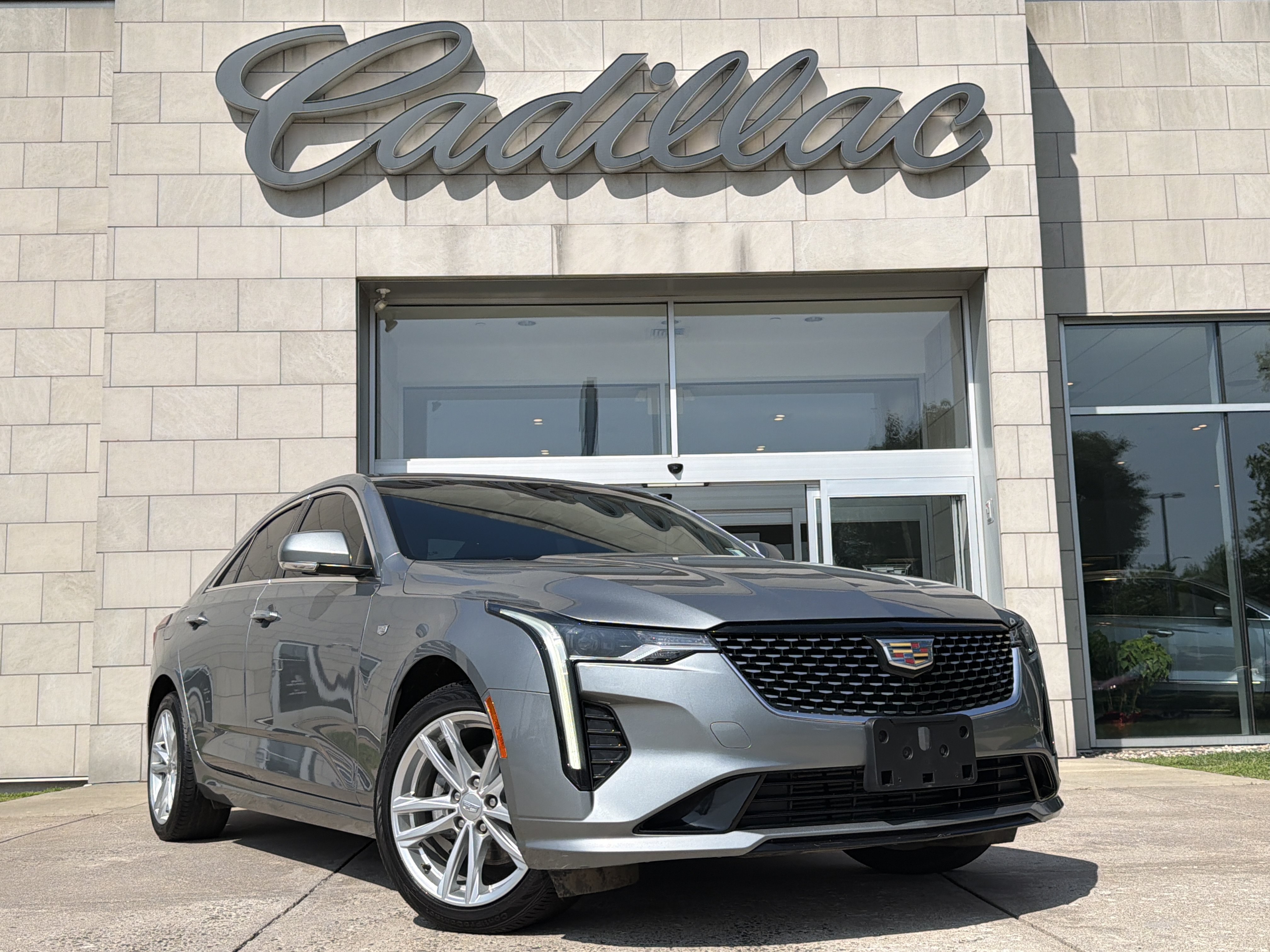  CADILLAC CT4