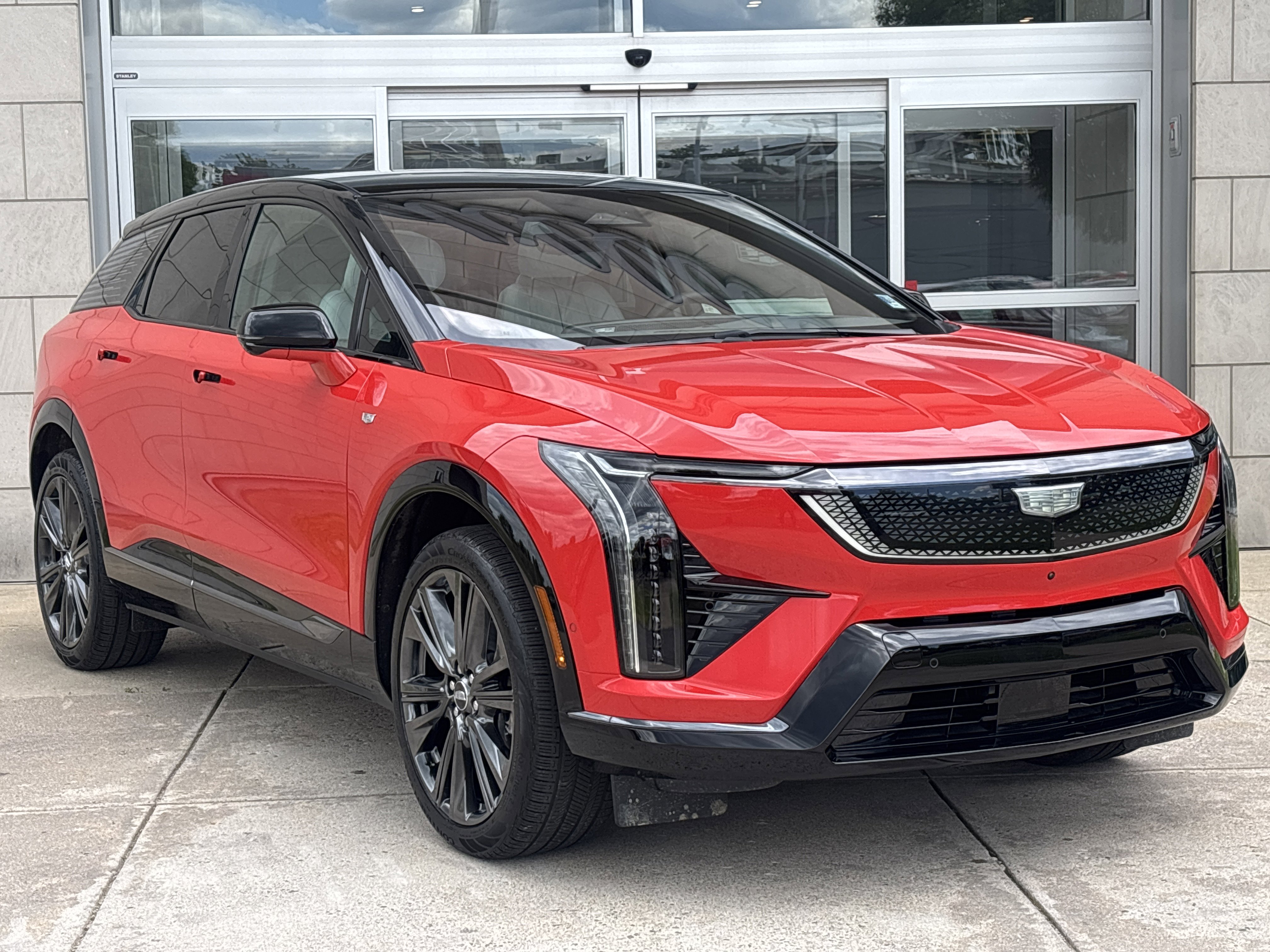 Used 2025 CADILLAC OPTIQ Sport w/1SH SUV