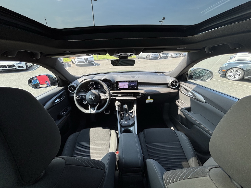 New 2026 Alfa Romeo Tonale Base SUV