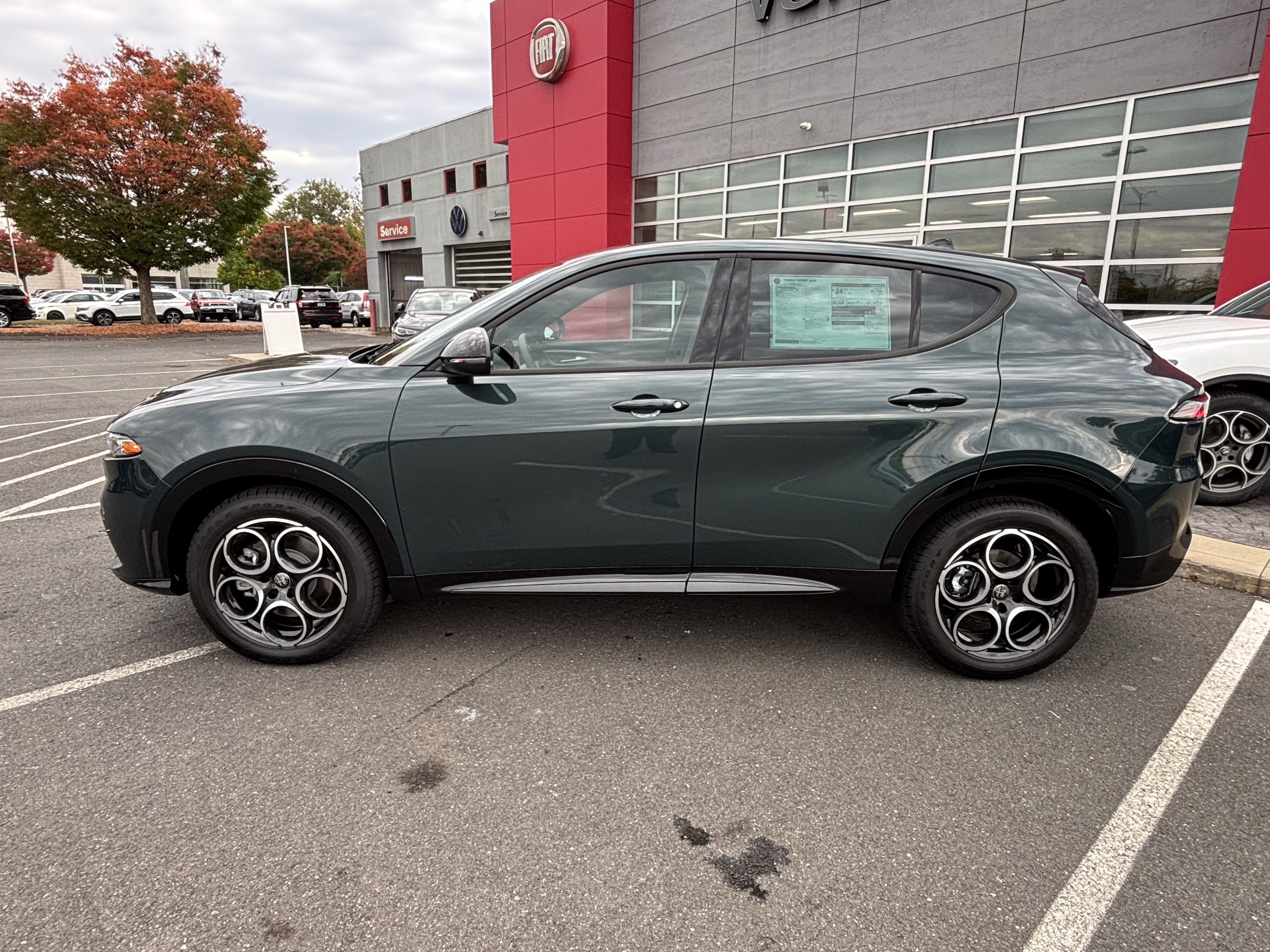 New 2026 Alfa Romeo Tonale Base SUV