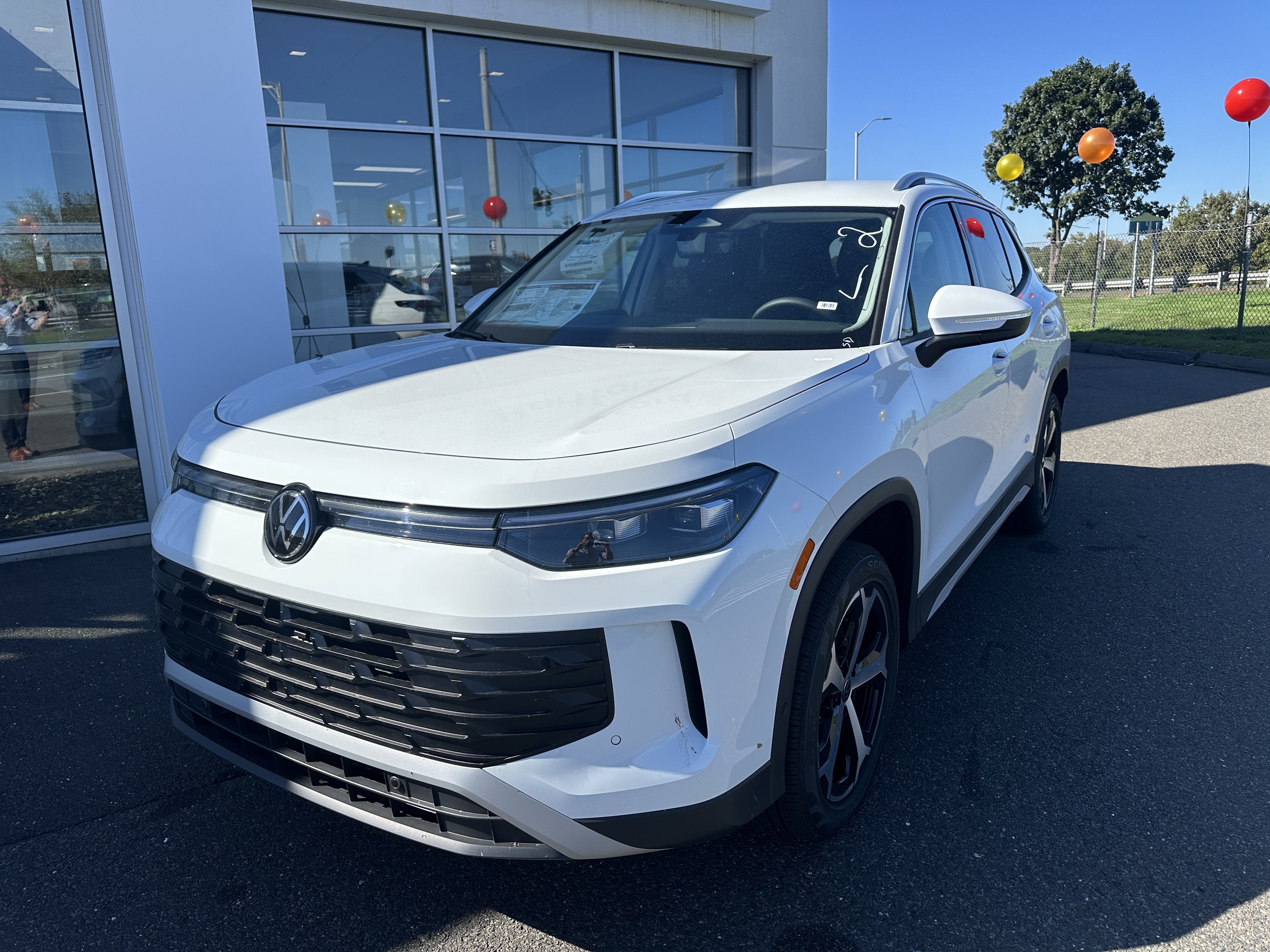 New 2026 Volkswagen Tiguan SE SUV