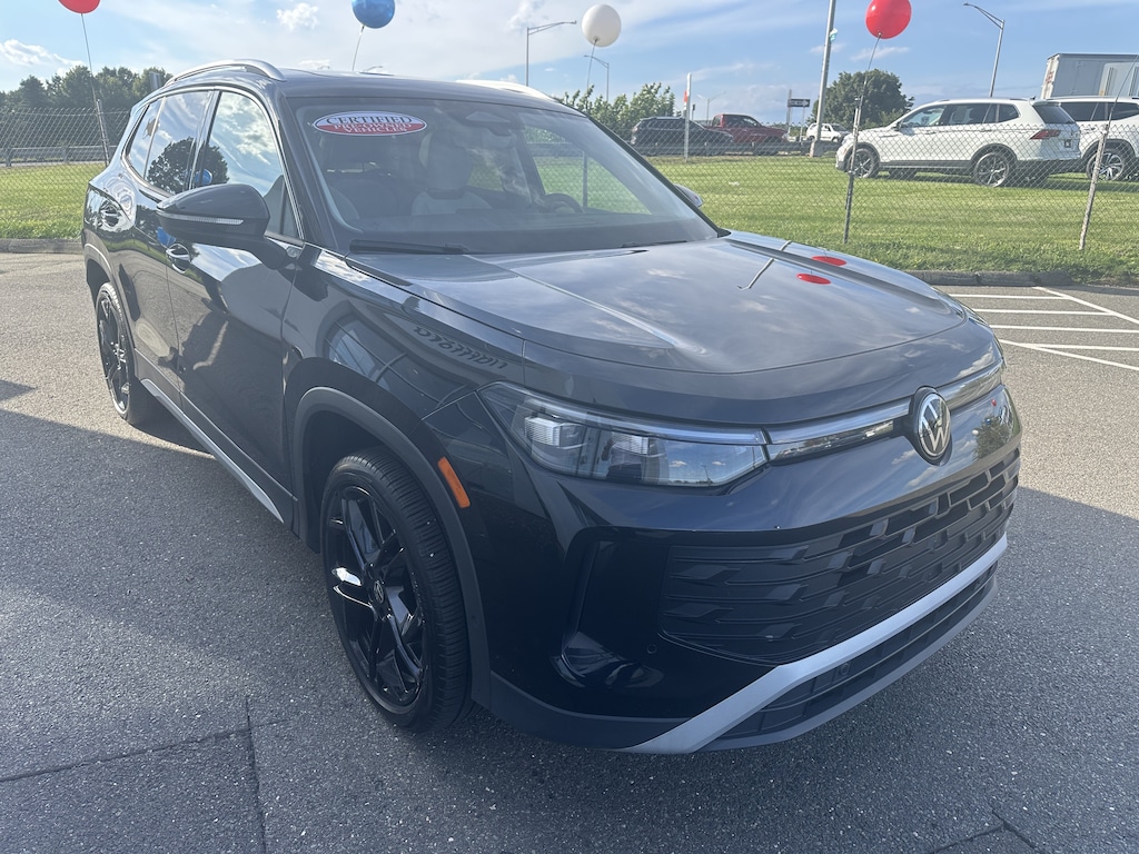 Certified 2025 Volkswagen Tiguan 2.0T SE 2.0T SE 4MOTION