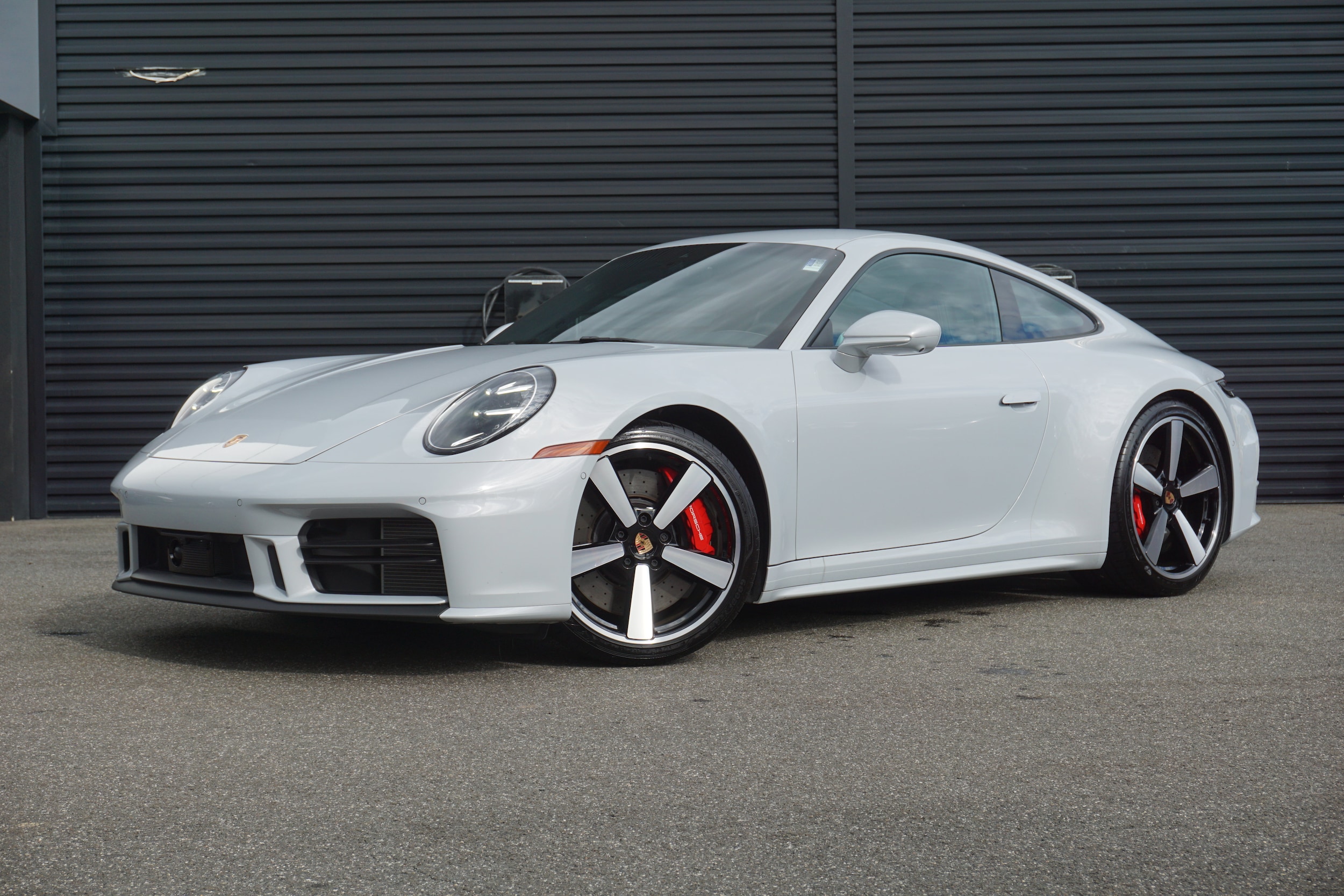 2025 Porsche 911
