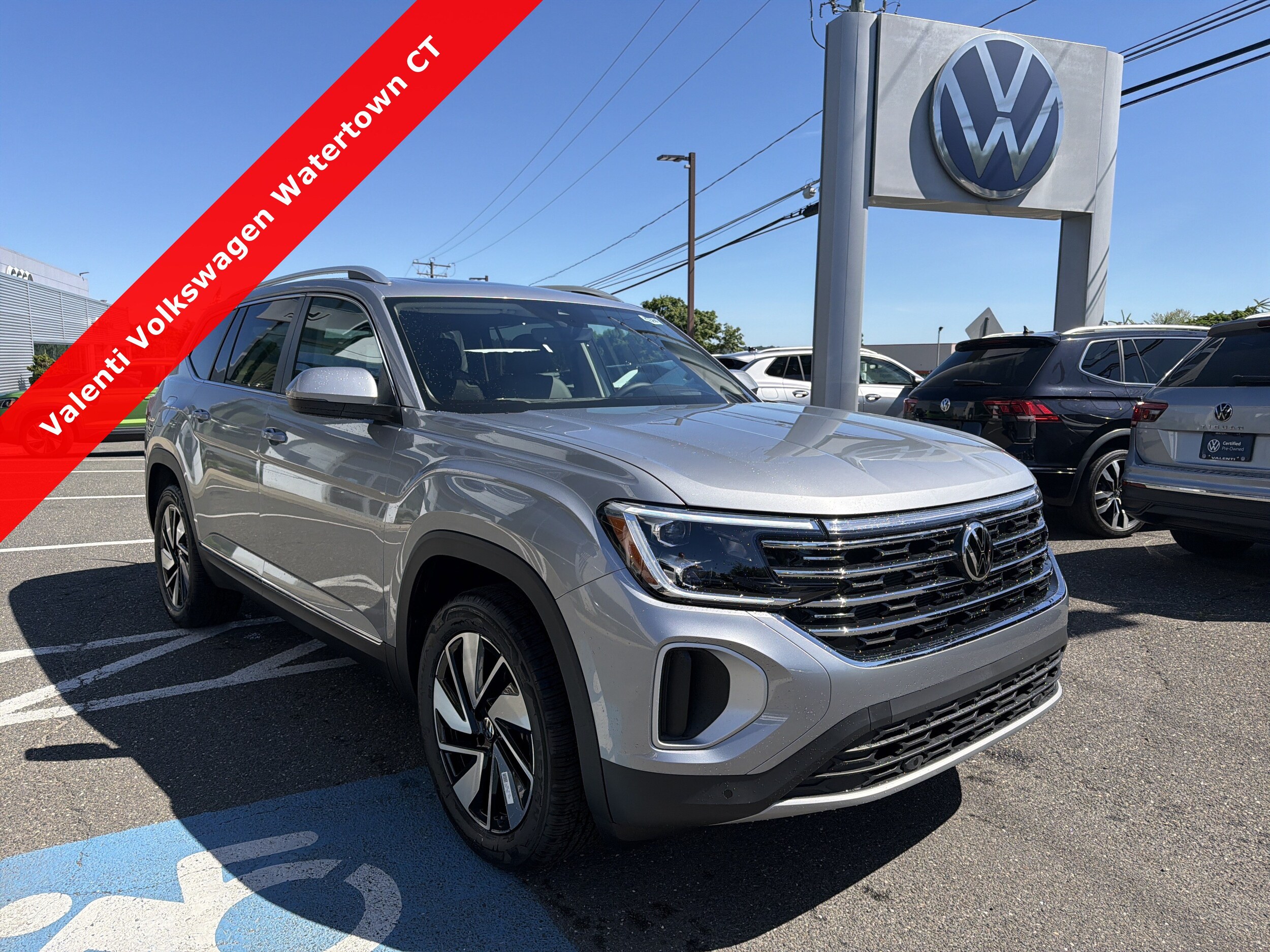 2026 Volkswagen Atlas SEL - Photo 4