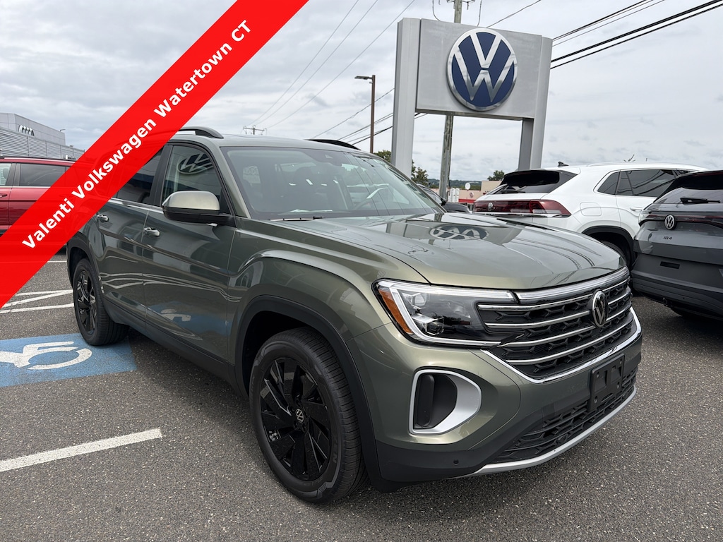 New 2026 Volkswagen Atlas 2.0T SE w/Technology 2.0T SE w/Technology 4MOTION