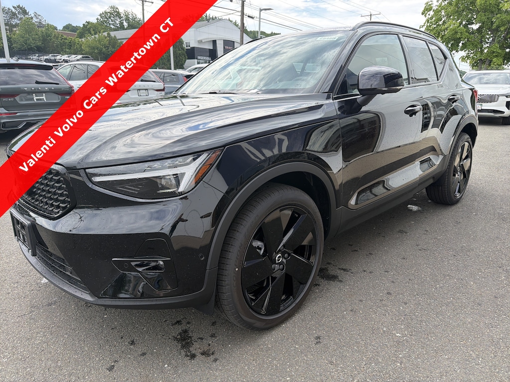 New 2026 Volvo XC40 B5 Ultra Black Edition SUV