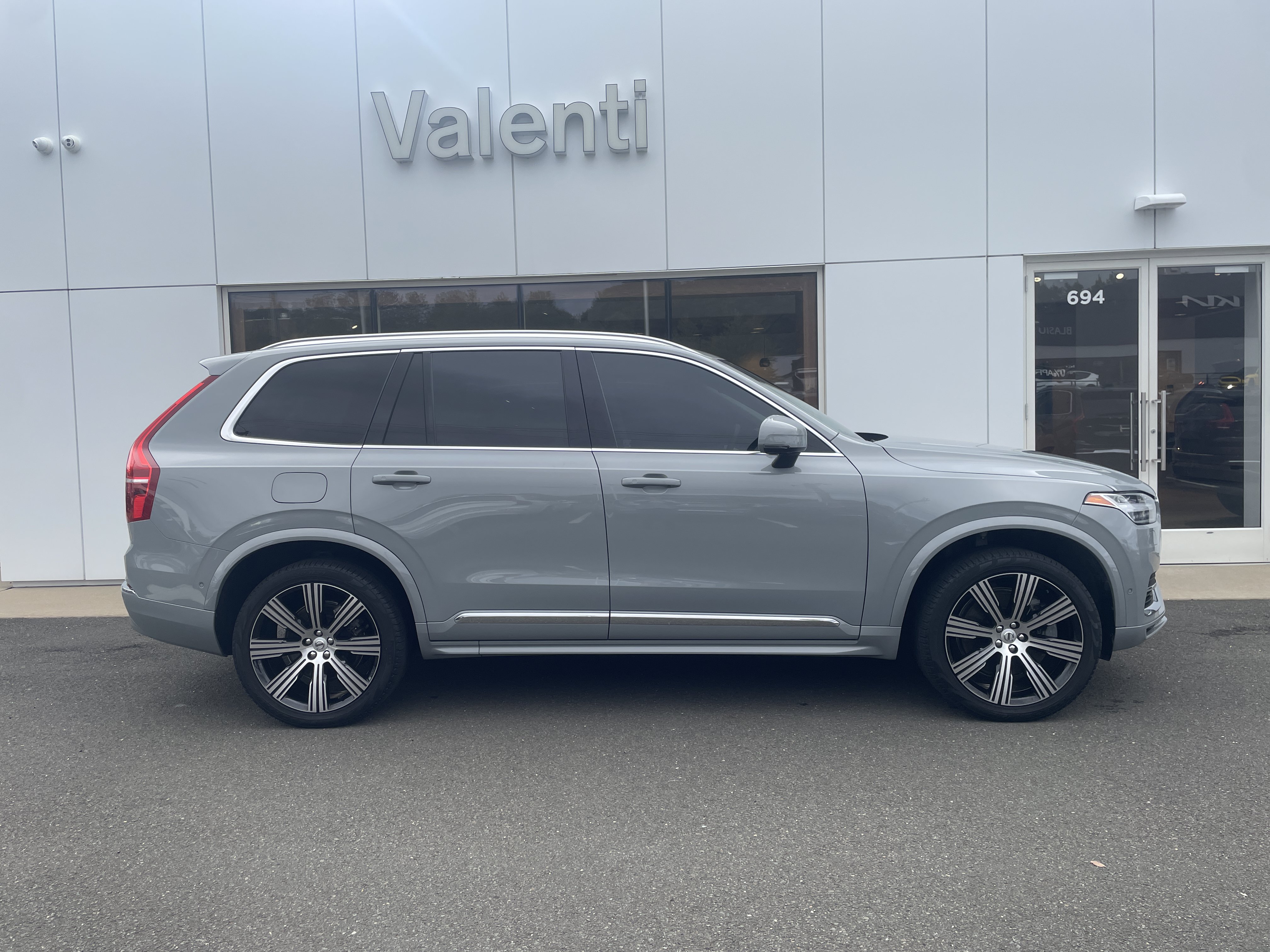 Certified 2025 Volvo XC90 plug-in hybrid T8 Ultra 7-Seater SUV