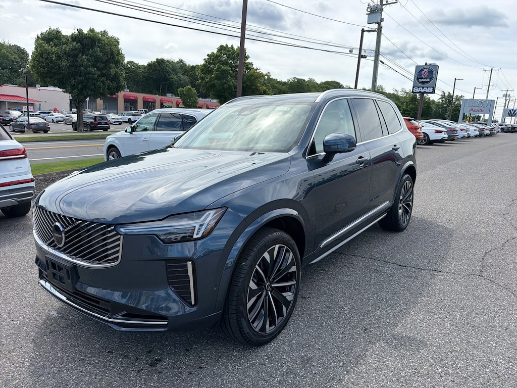 Certified 2026 Volvo XC90 B6 Ultra 7-Seater SUV