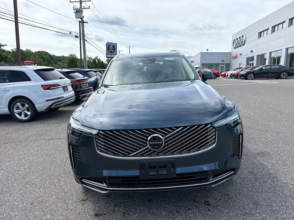 Certified 2026 Volvo XC90 B6 Ultra 7-Seater SUV