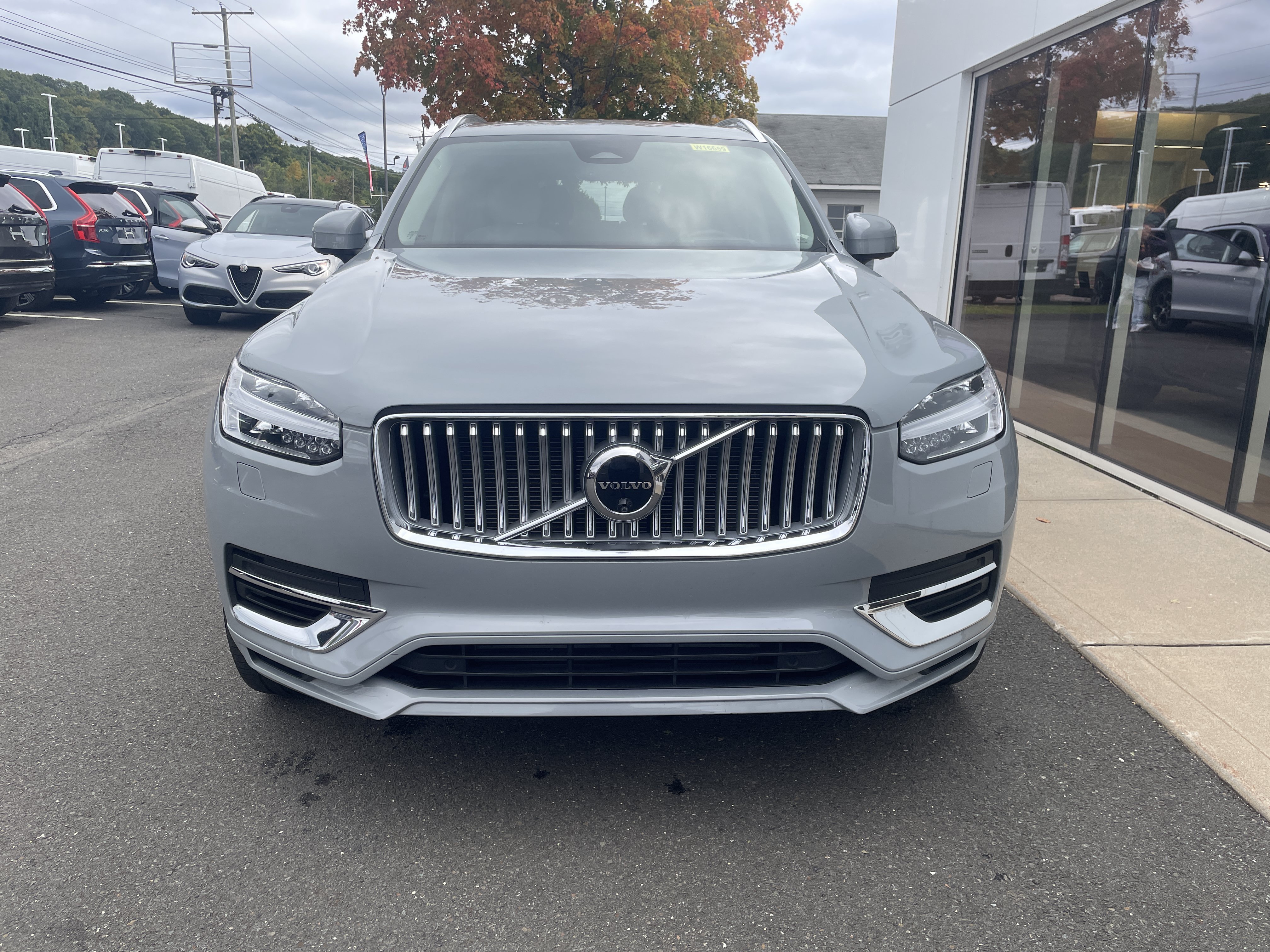 Certified 2025 Volvo XC90 plug-in hybrid T8 Ultra 7-Seater SUV