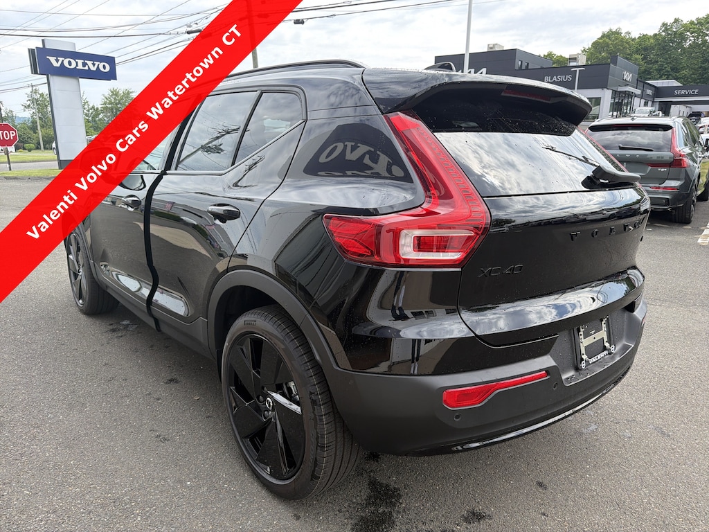 New 2026 Volvo XC40 B5 Ultra Black Edition SUV