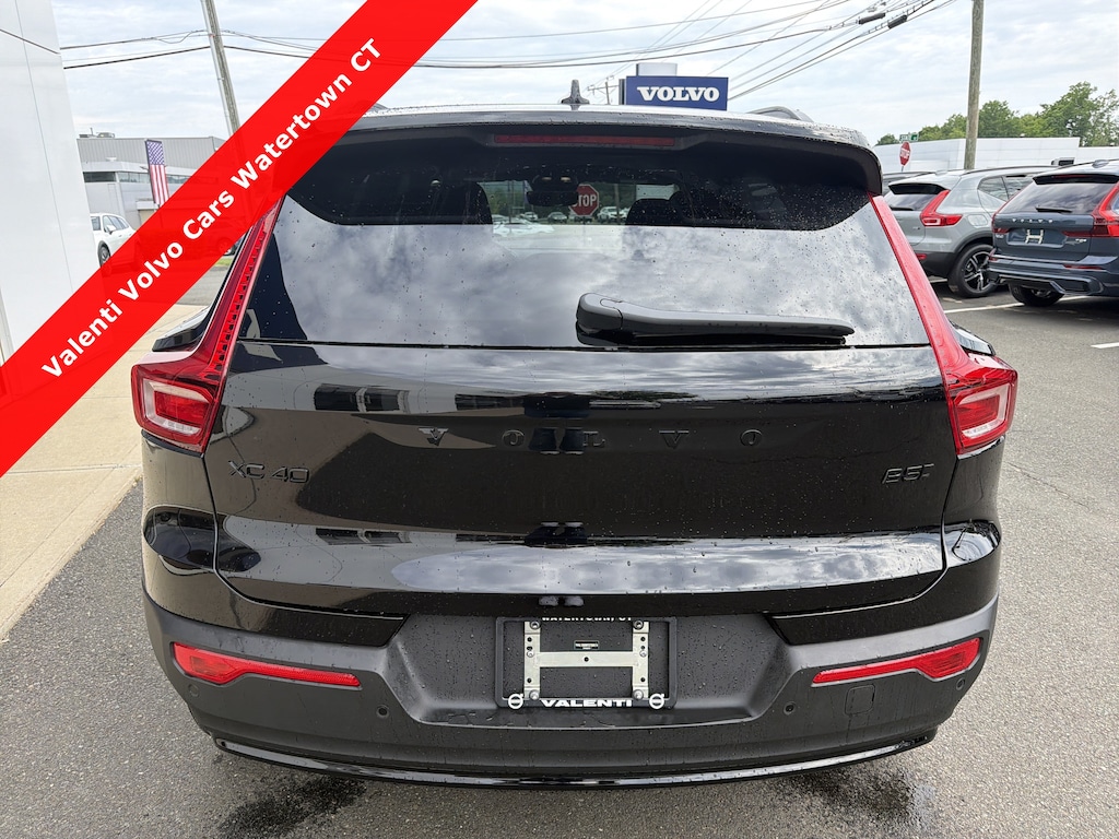 New 2026 Volvo XC40 B5 Ultra Black Edition SUV