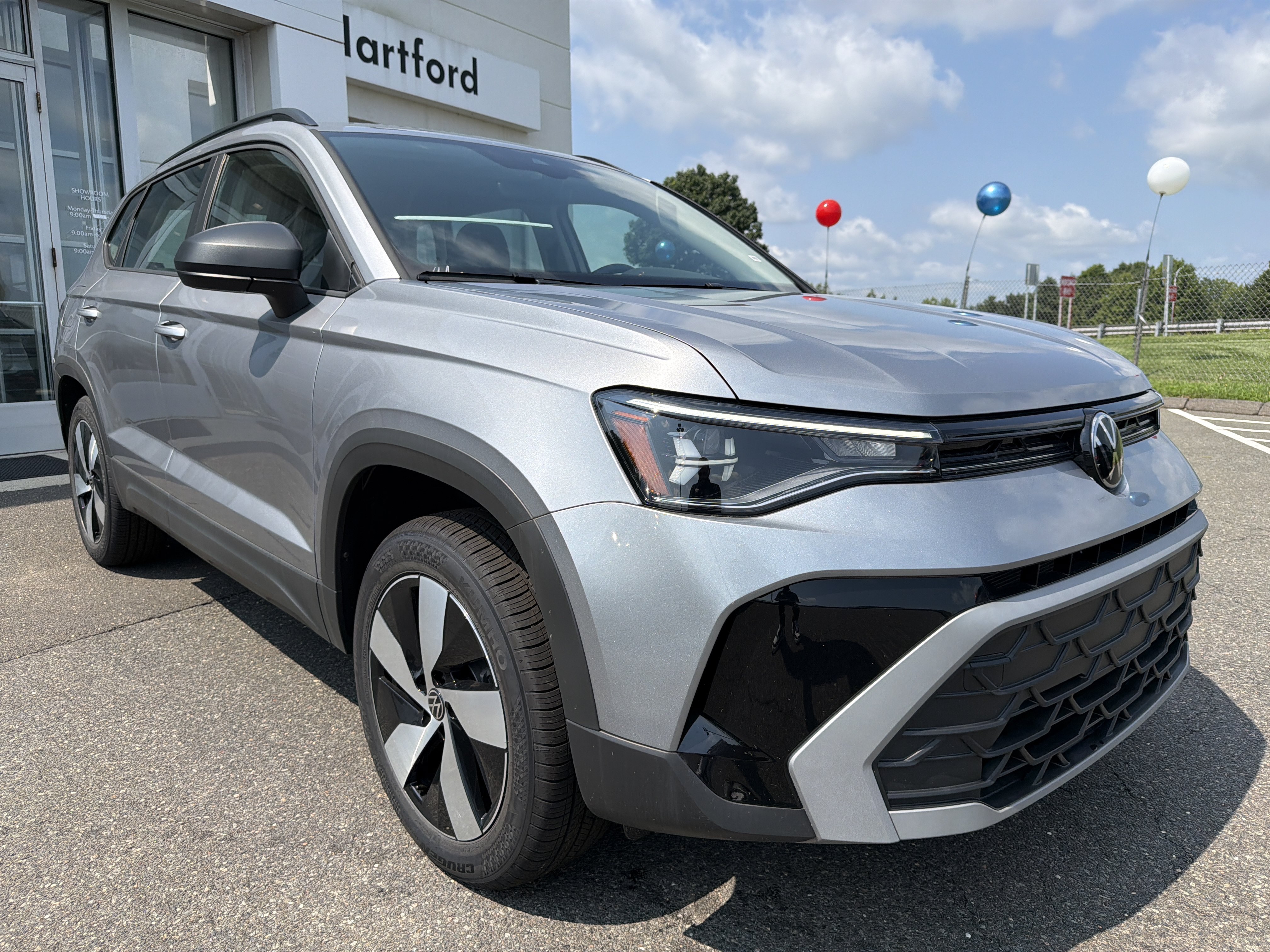 New 2025 Volkswagen Taos S S 4MOTION