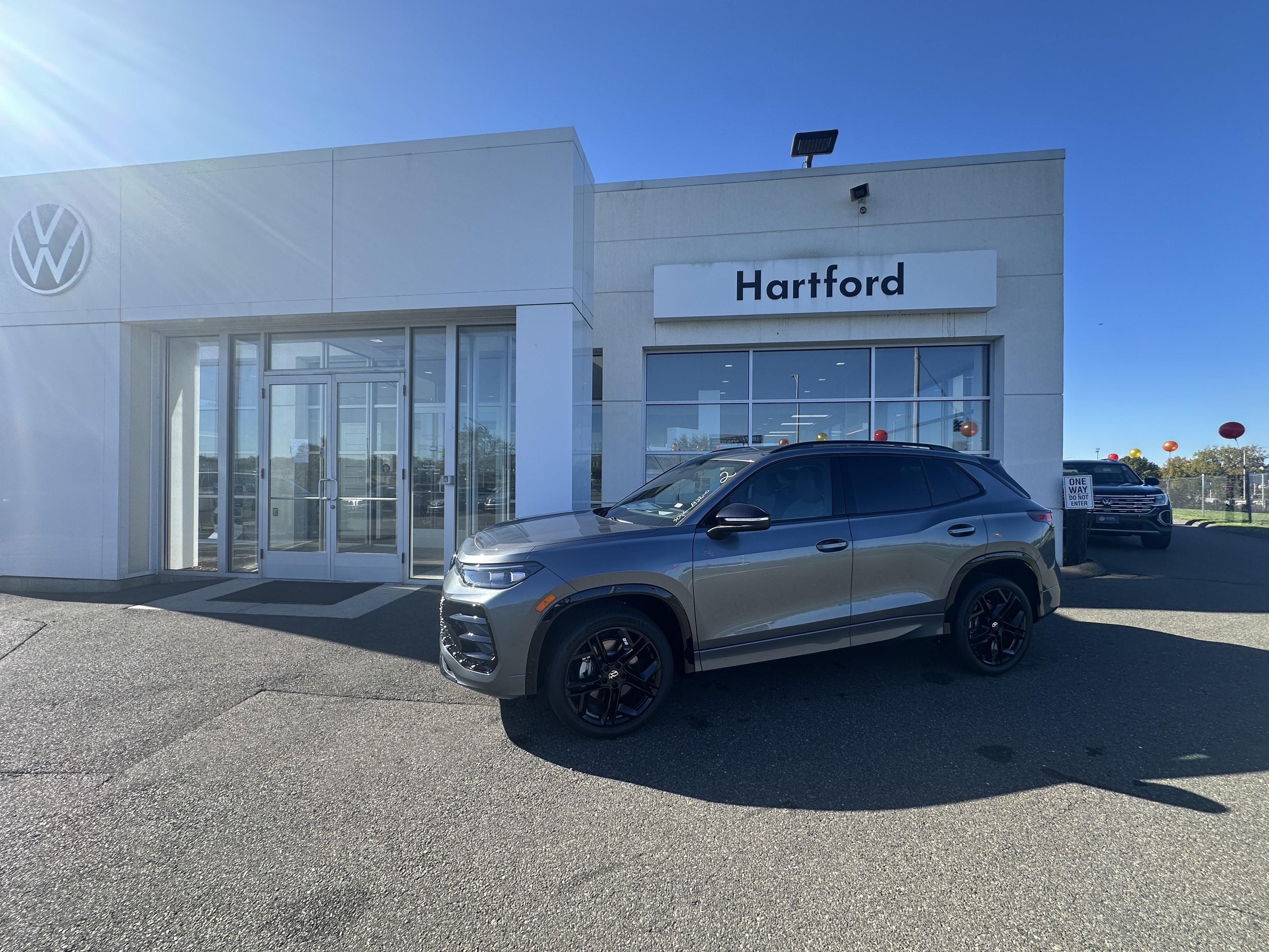 New 2026 Volkswagen Tiguan SE R-Line Black SE R-Line Black 4MOTION