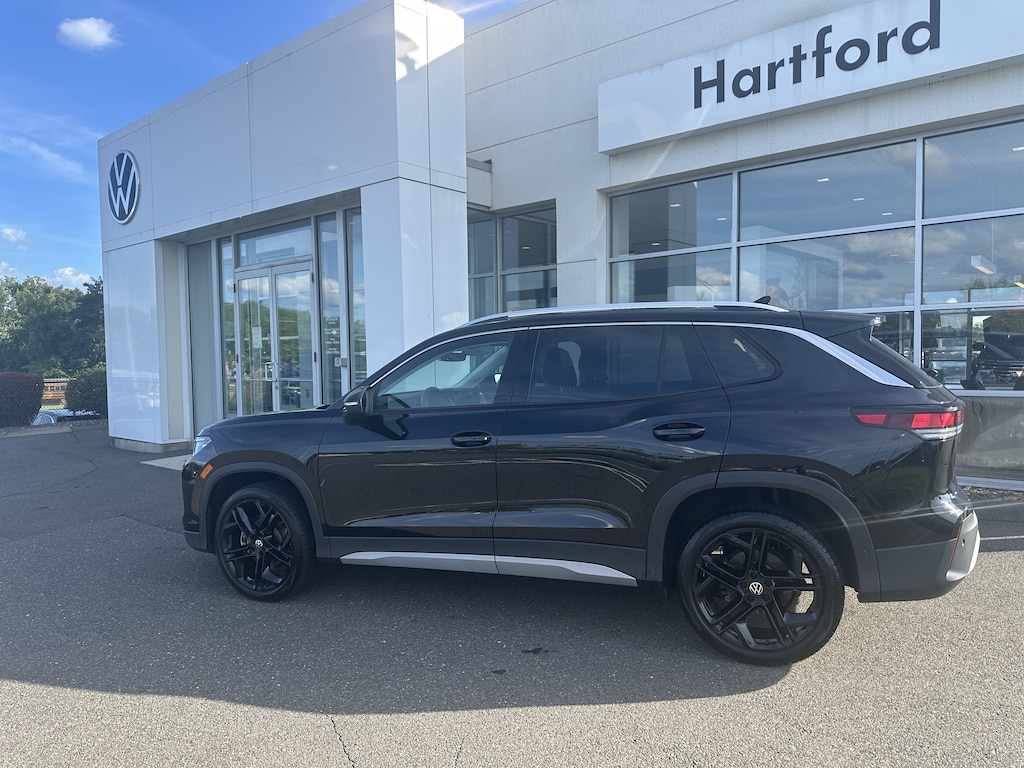 Certified 2025 Volkswagen Tiguan 2.0T SE 2.0T SE 4MOTION